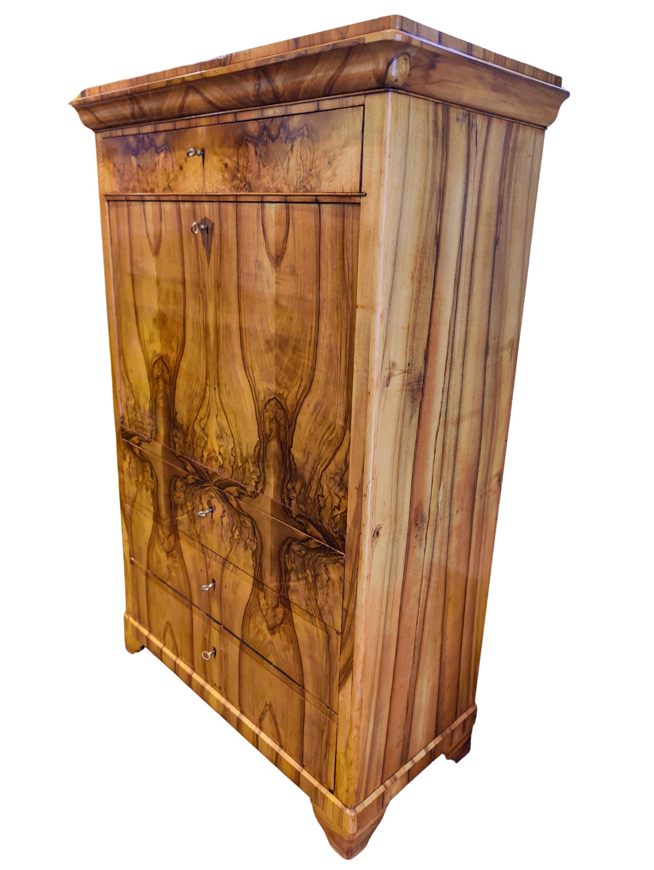 Tedesco Segreteria Biedermeier della Germania del Sud in noce, circa 1825 in vendita