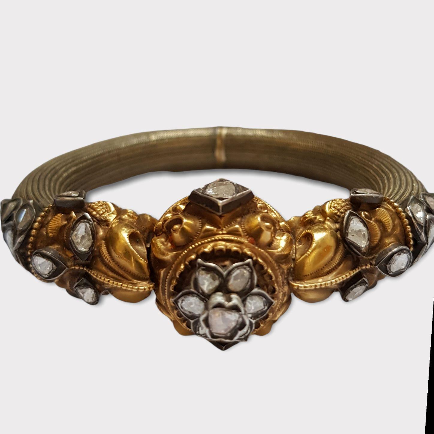 South India Bangle, Tamil Nadu, First-Half 20th Century For Sale 1