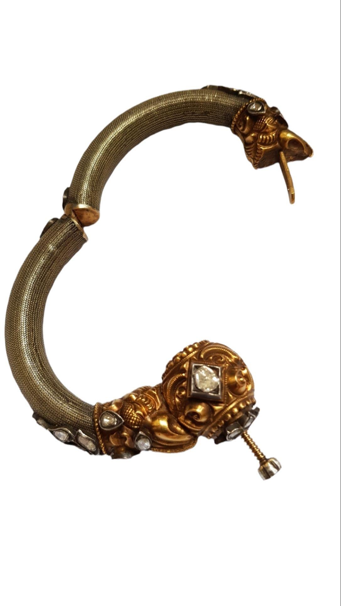 South India Bangle, Tamil Nadu, First-Half 20th Century In Good Condition For Sale In OVIEDO, AS