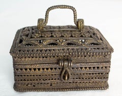 Boîte à bijoux en laiton de l'Inde du Sud Droga Art circa 1950