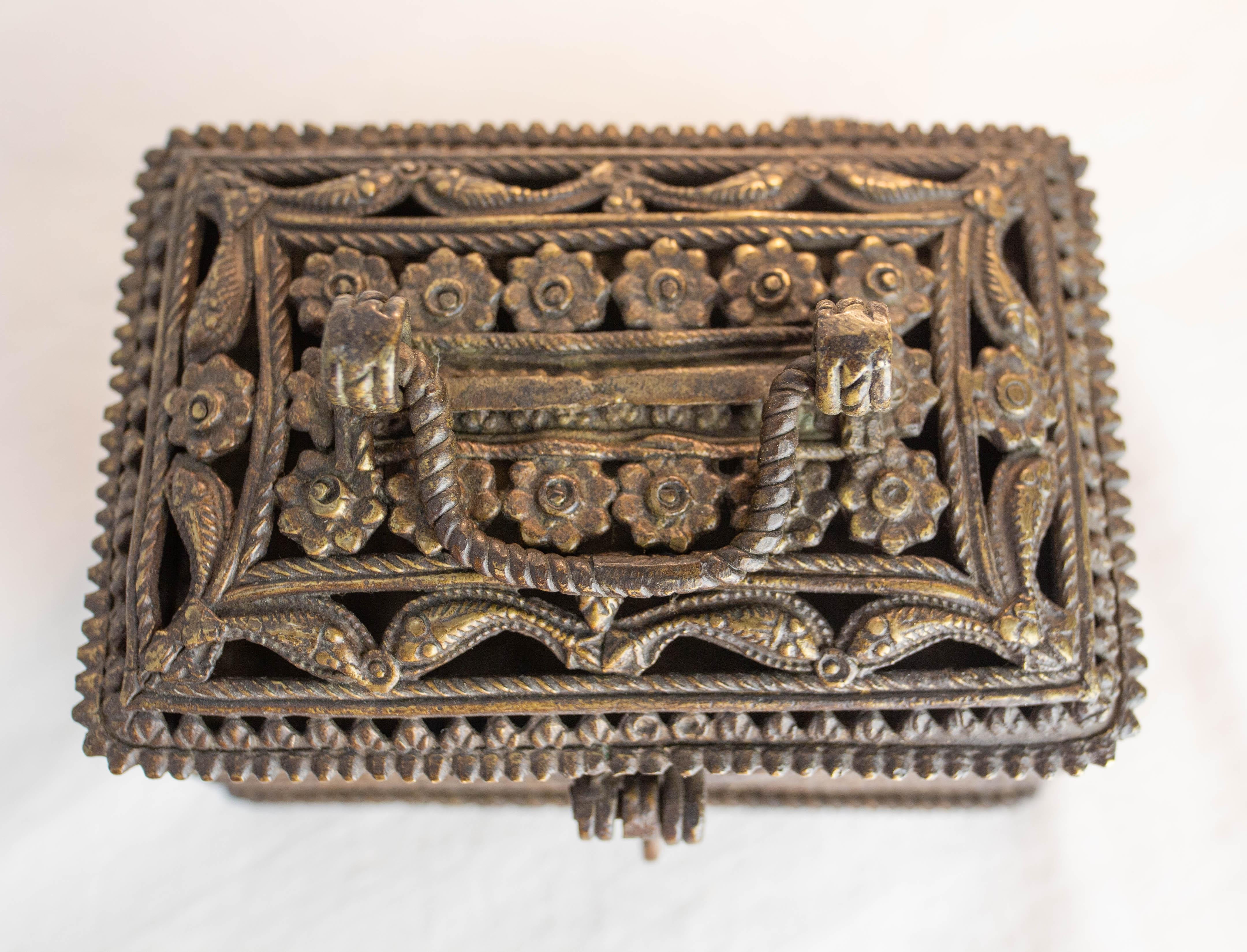 20th Century South Indian Brass Box Jewel Box Droga Art circa 1950 For Sale