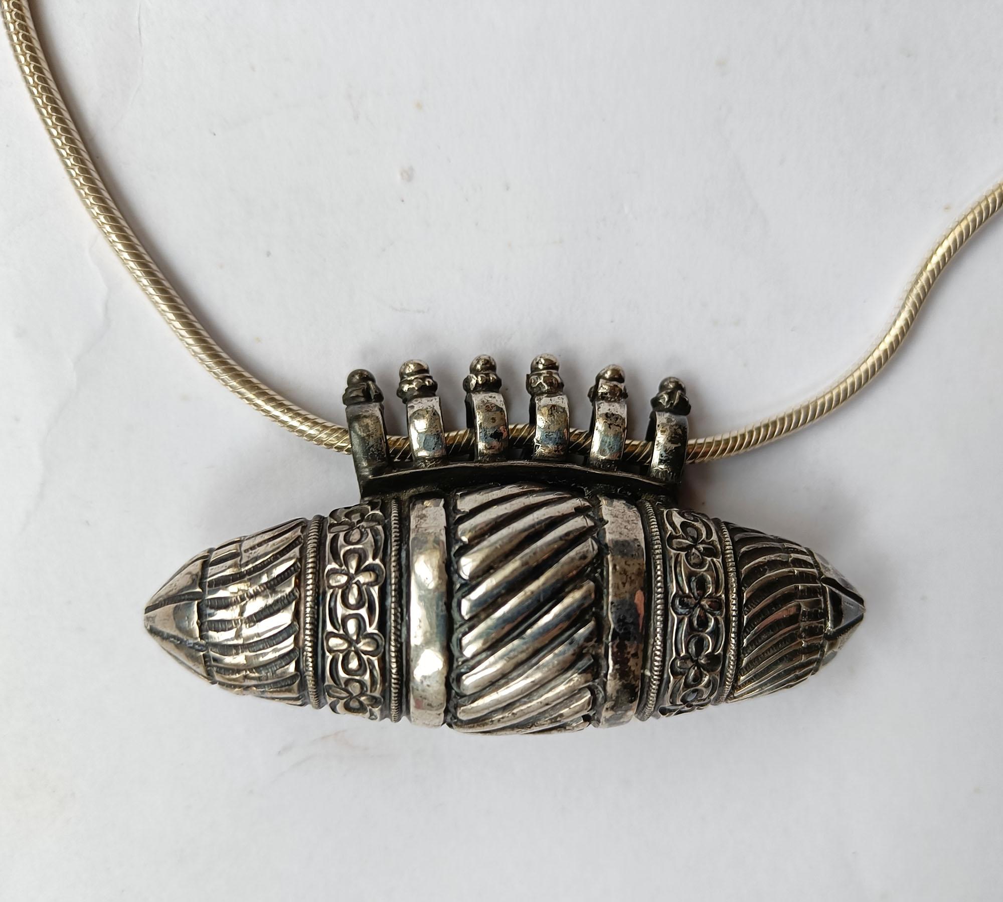 Hand-Crafted South Indian Hindu Silver Amulet necklace  For Sale
