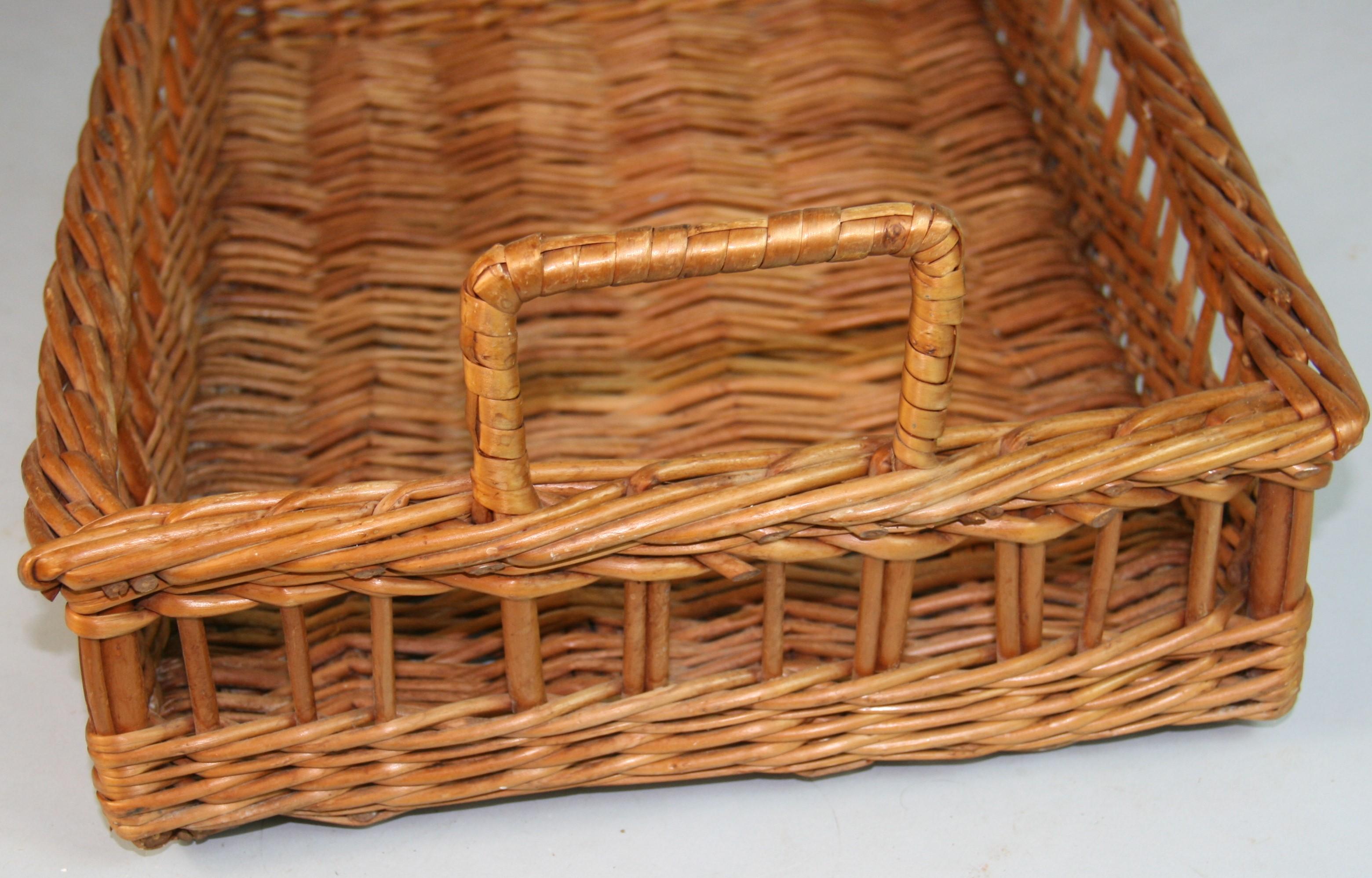 South of France Hand Woven Willow Serving Tray 3