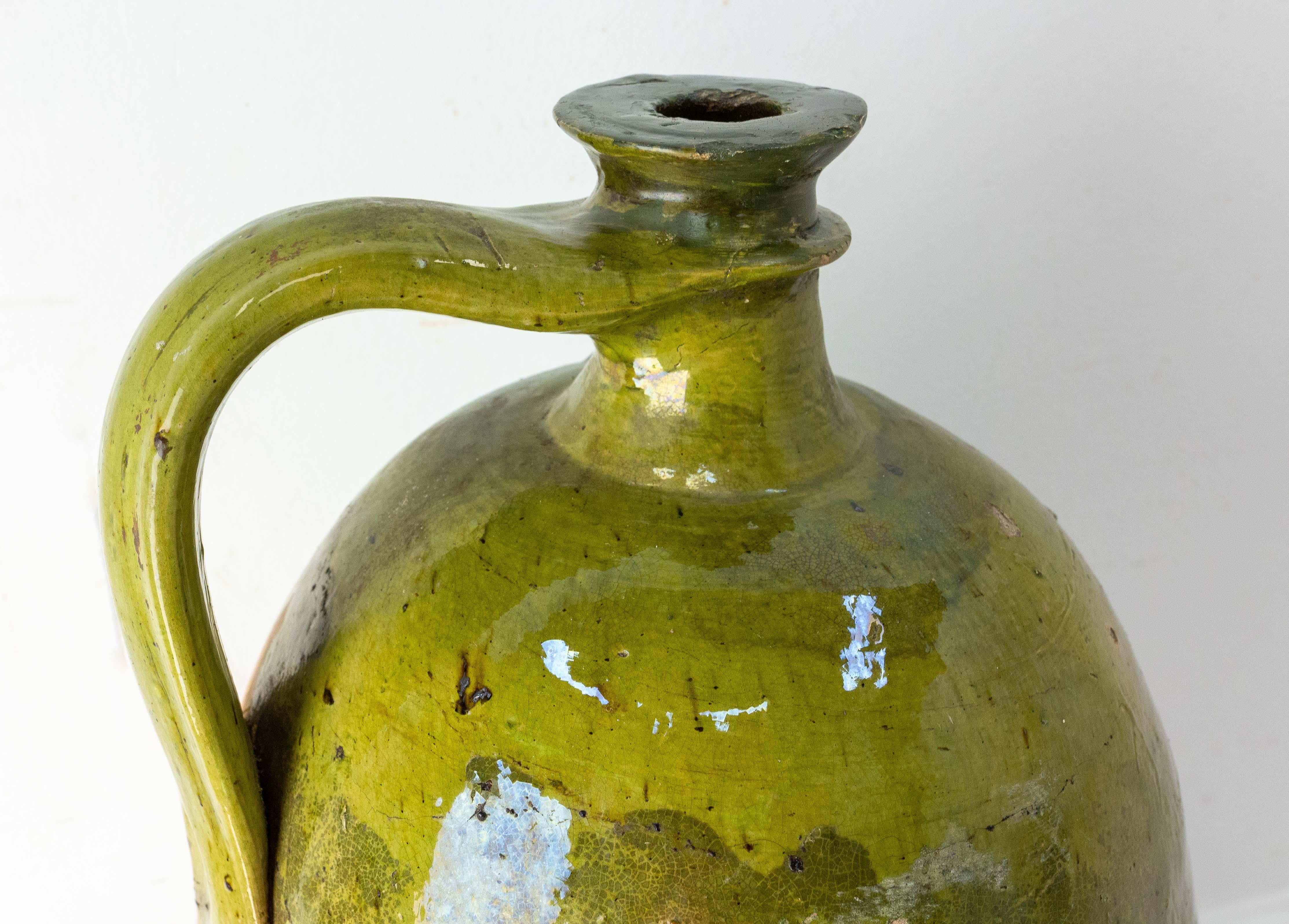 South of France Provencal Oil Jar Terracotta with Green Glaze, 19th Century In Good Condition For Sale In Labrit, Landes