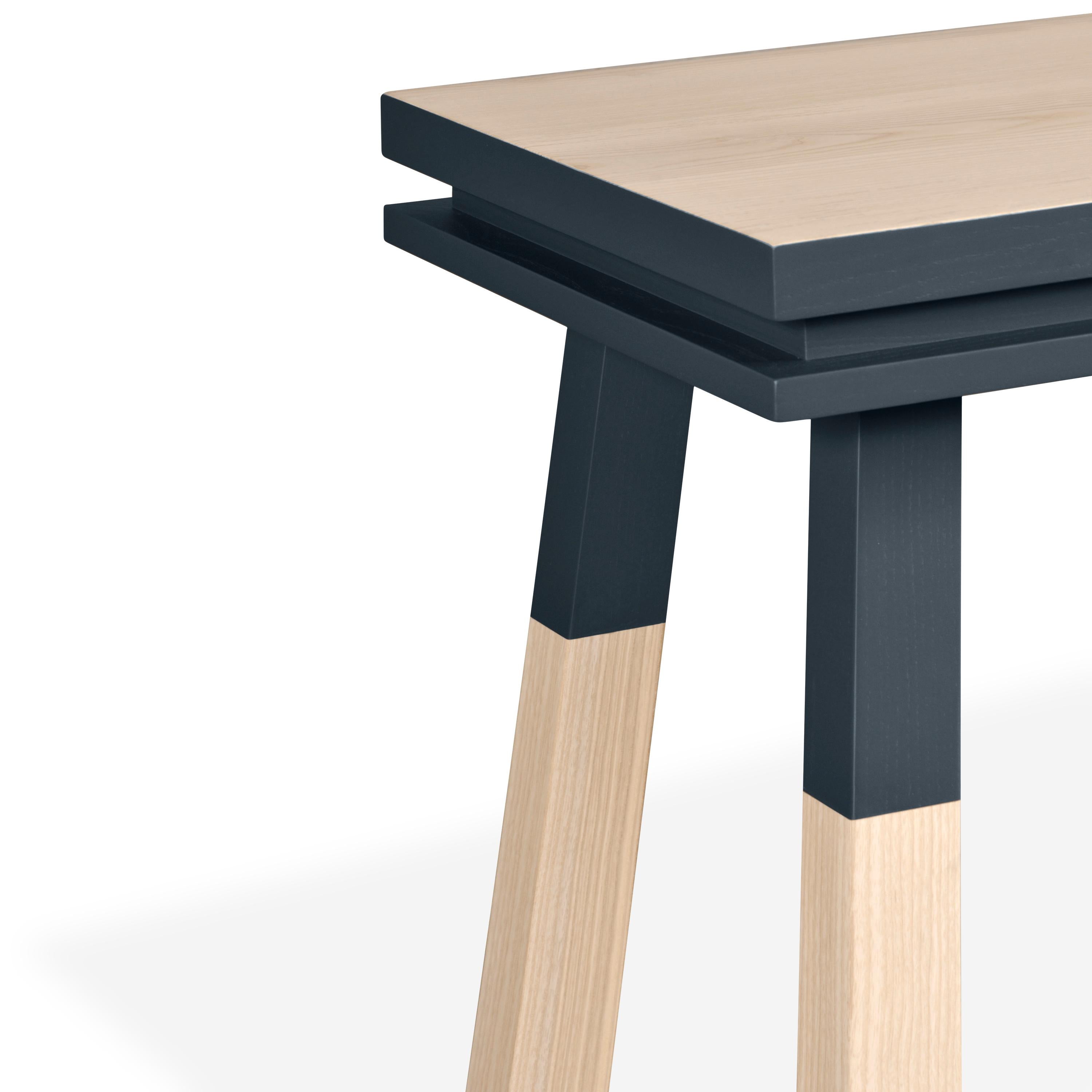 Rechteckiger Schreibtisch aus Massivholz im französischen Design von Eric Gizard, Paris (21. Jahrhundert und zeitgenössisch) im Angebot