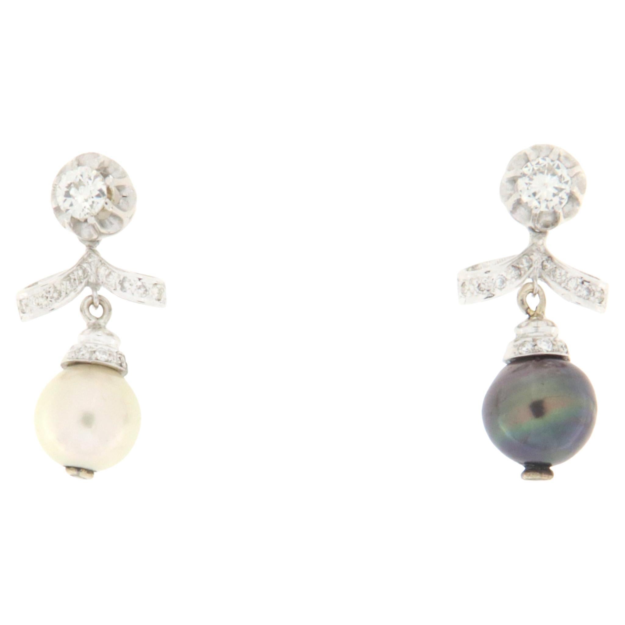 South Sea and Tahiti Pearls Diamonds 18 Karat White Gold Drop Earrings