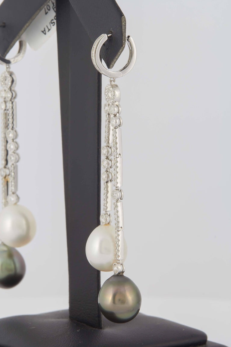 Round Cut South Sea and Tahitian Pearl Diamond Dangle Earrings 1.07 Carats 10-11 MM 18K For Sale