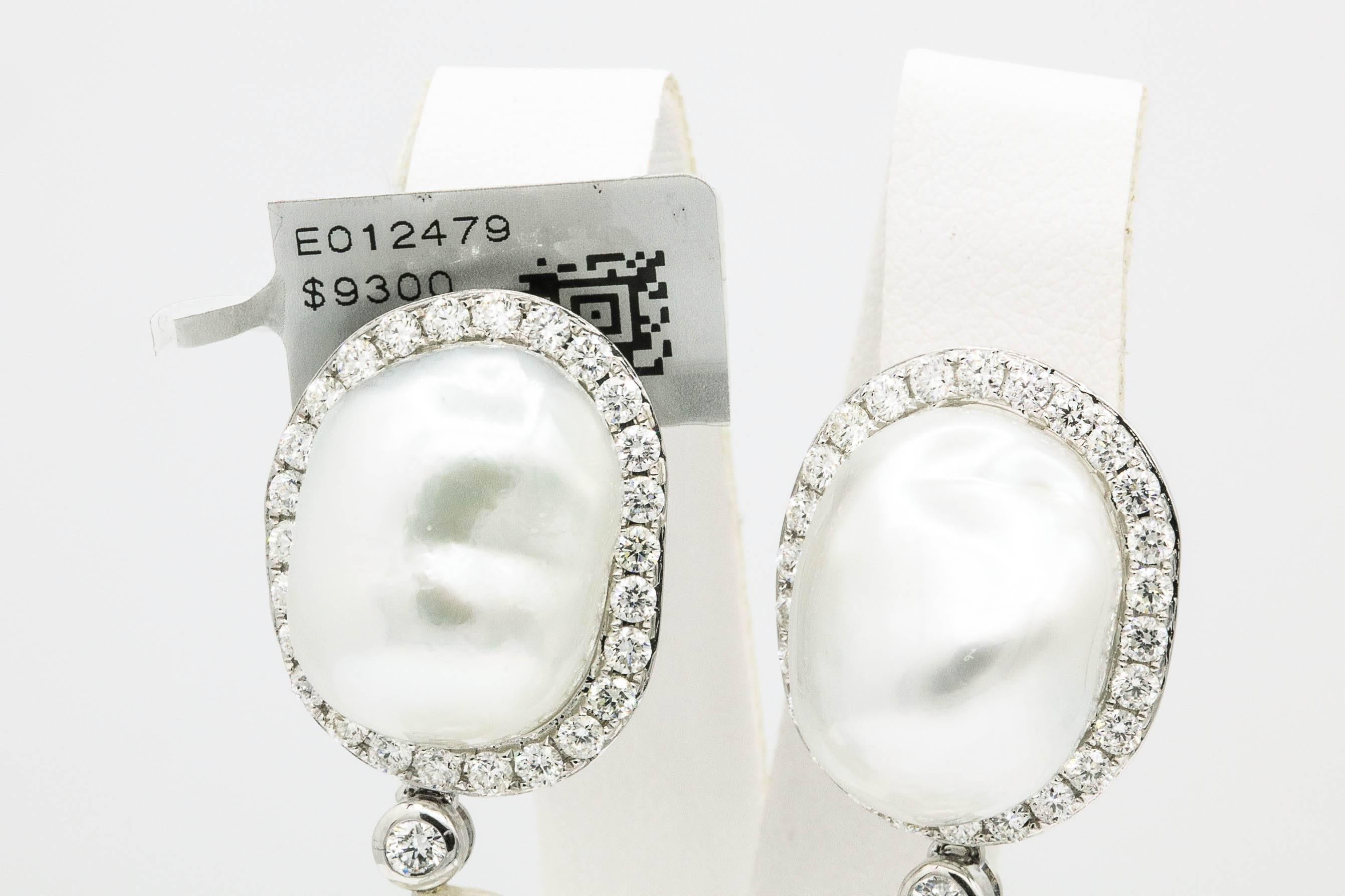 18K White Gold
South Sea Baroque 12-16 mm
Diamonds 1.60 Carats
Earrings 1.75