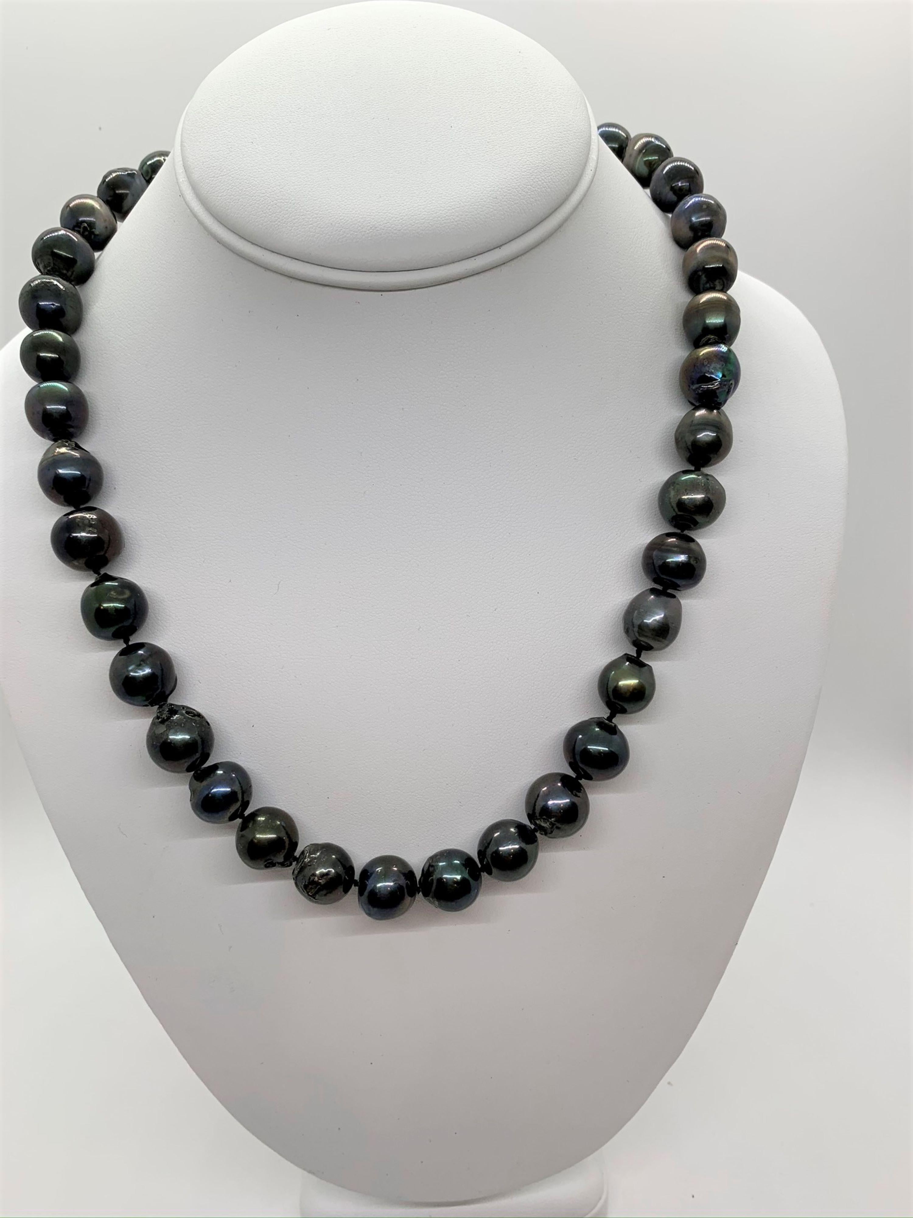 Round Cut South Sea Black Baroque Pearl Necklace For Sale