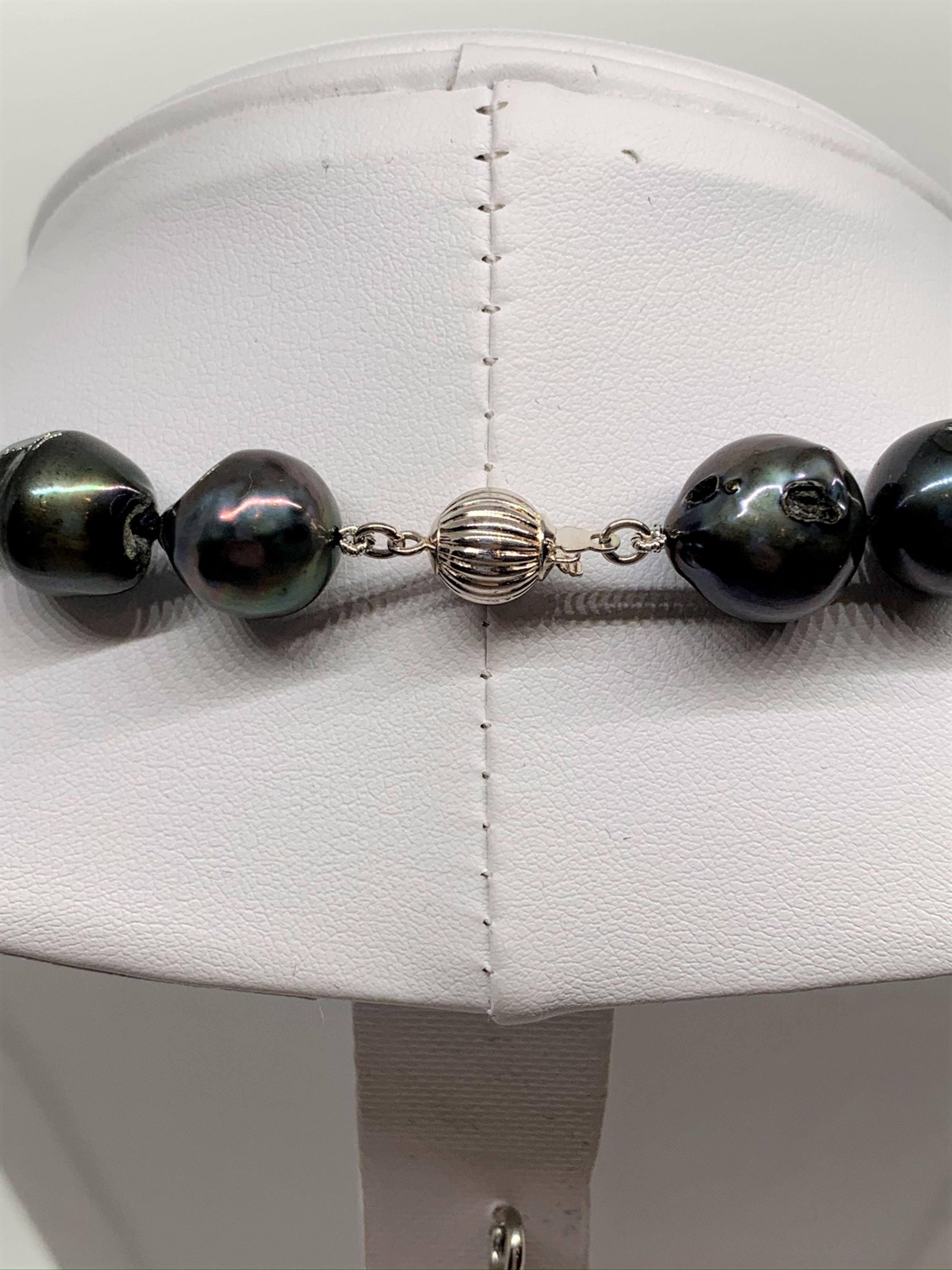 South Sea Black Baroque Pearl Necklace For Sale 3