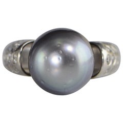 South Sea Black Pearl Diamond White Gold Ring