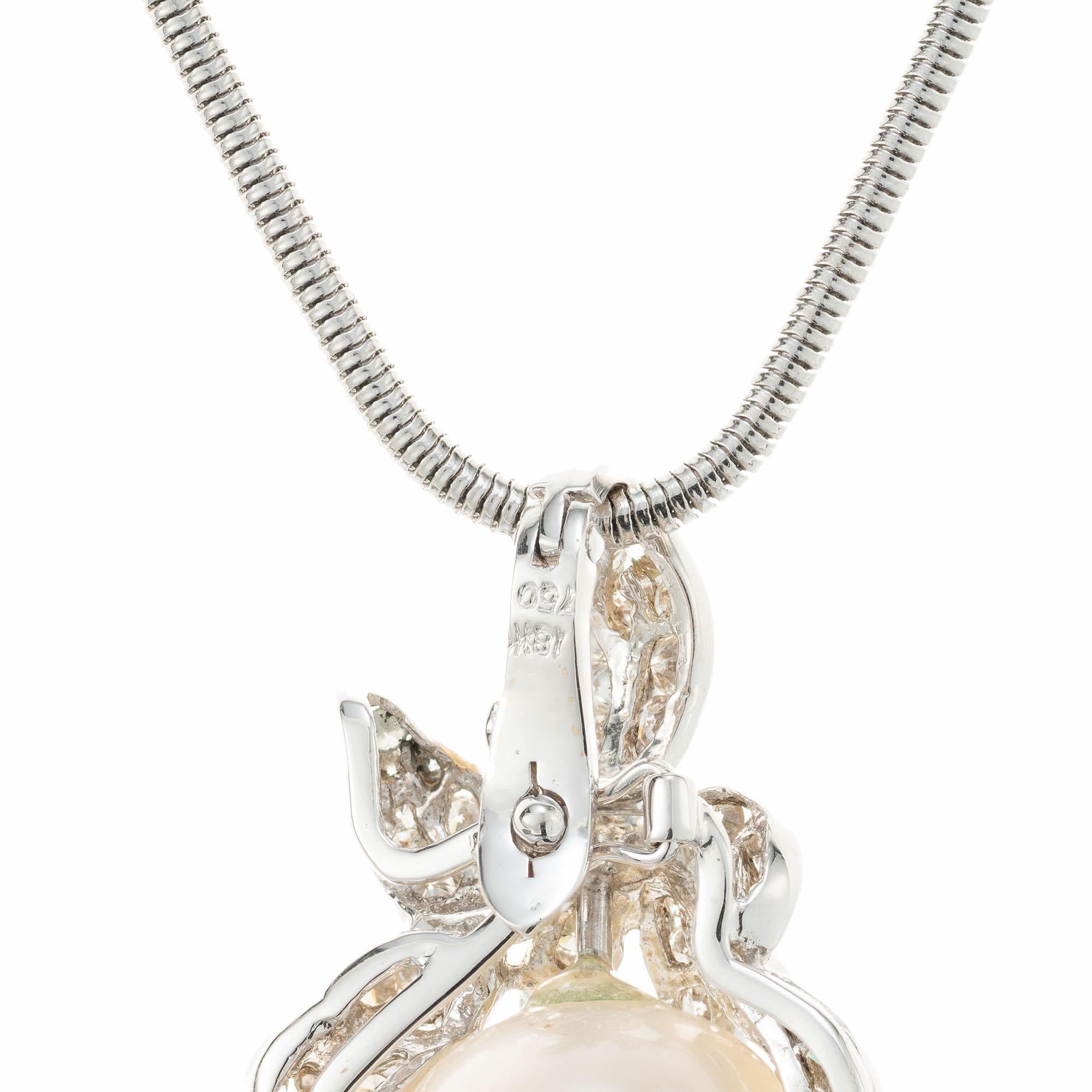 South Sea Cultured Pearl White Gold Enhancer Pendant Necklace In Good Condition For Sale In Stamford, CT