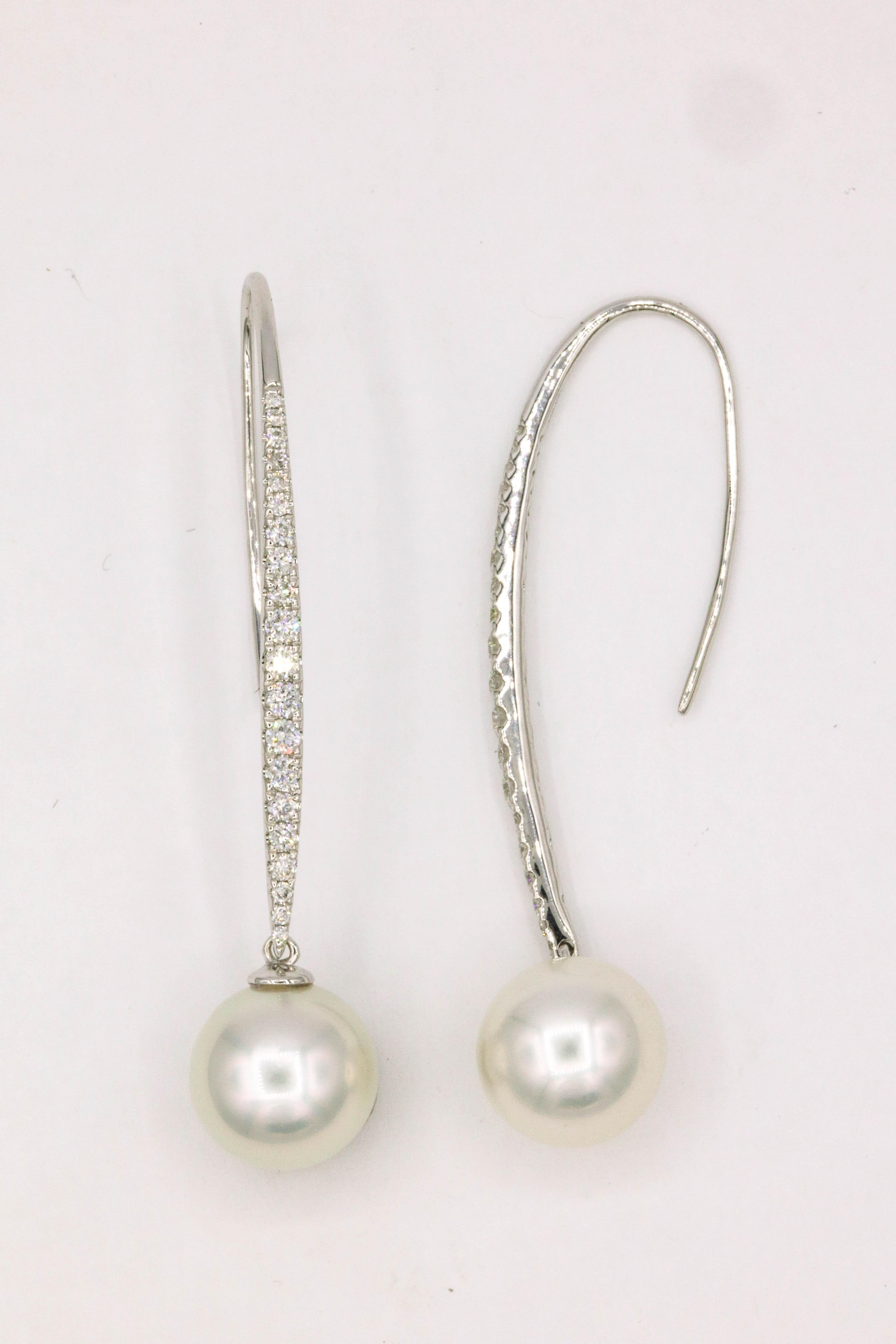Contemporary South Sea Diamond Drop Earrings 0.57 Carat 18K White Gold  10-11 MM For Sale