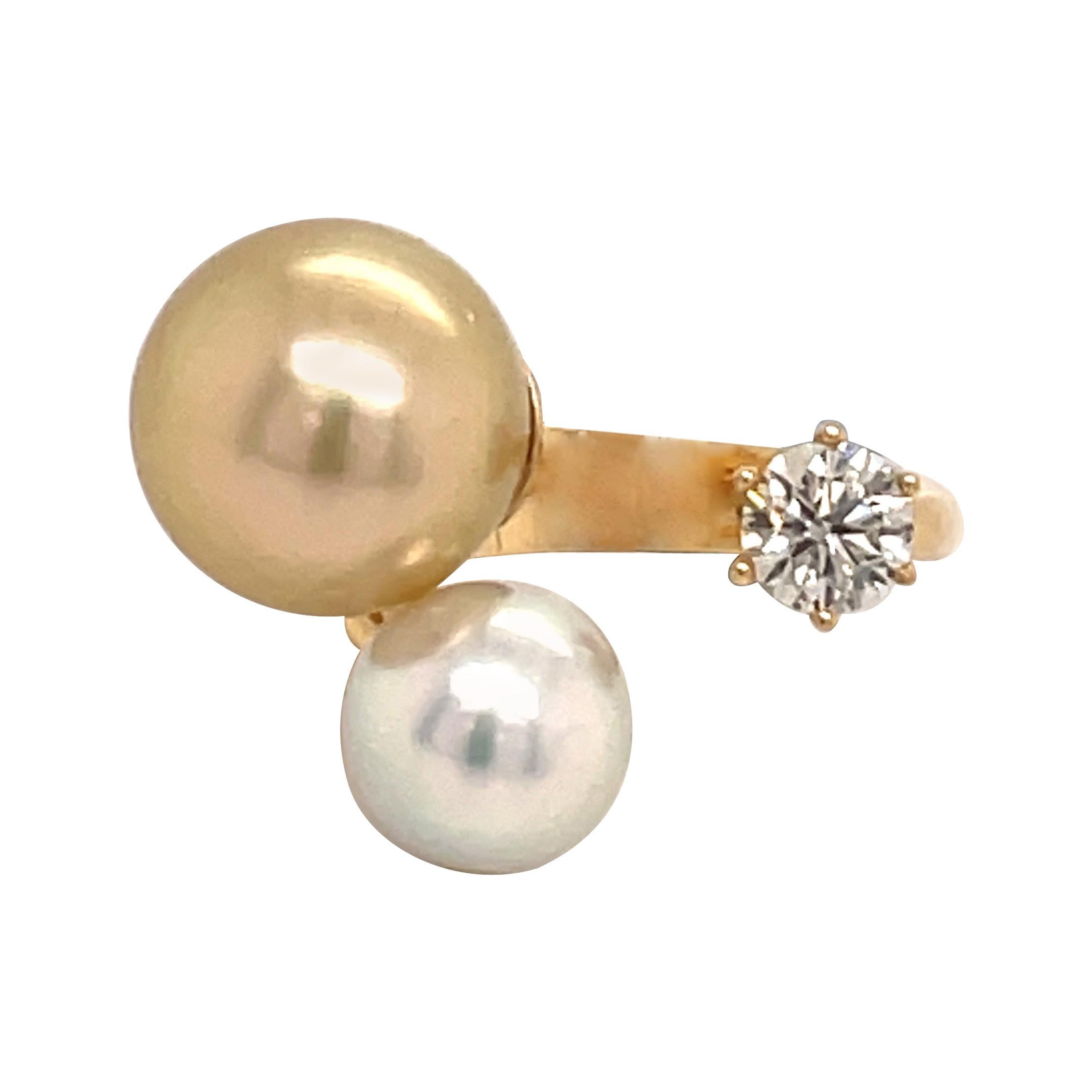 South Sea & Golden Pearl Diamond Fashion Ring 0.50 Carats 18K Gold For Sale