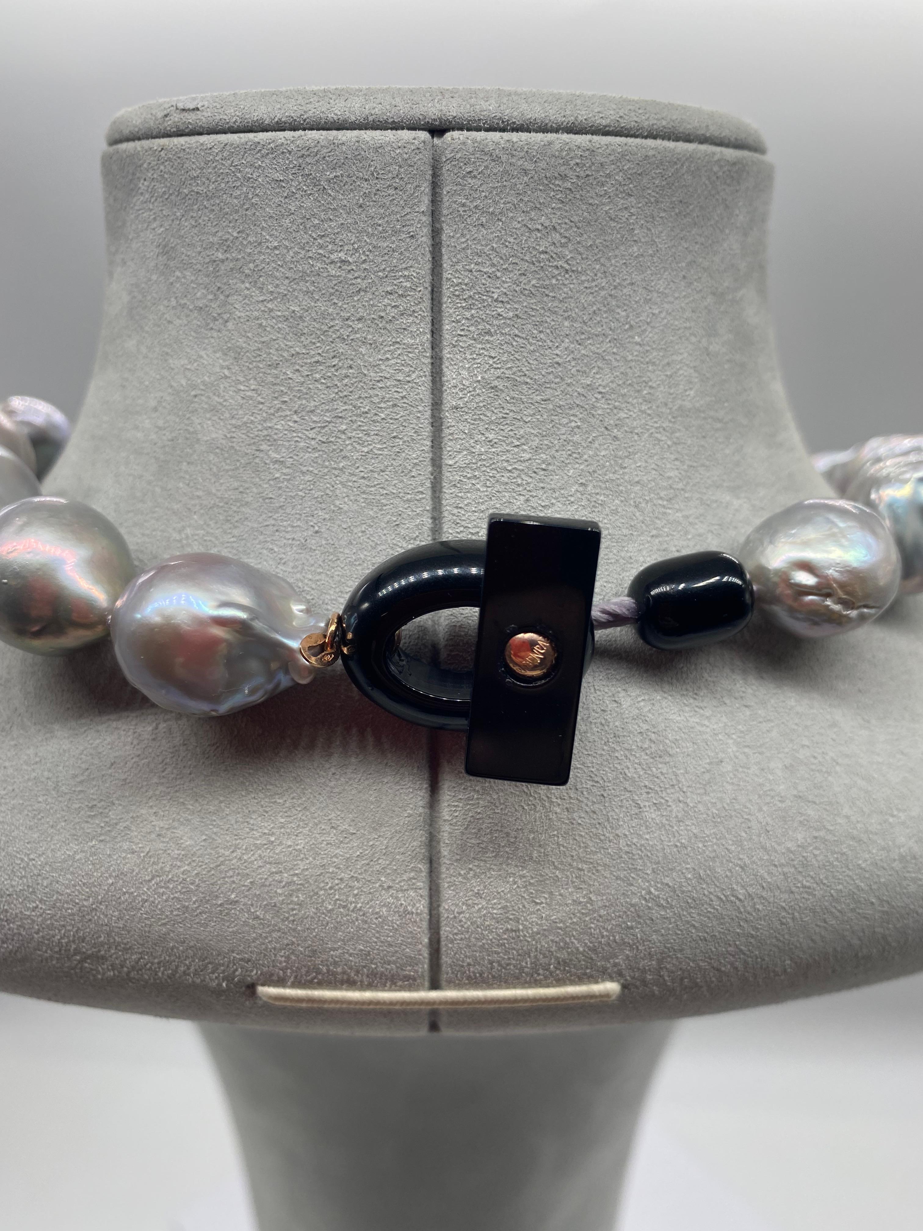 Women's Necklace South Sea Grey Baroque Pearl Rose Gold 18 Karat For Sale