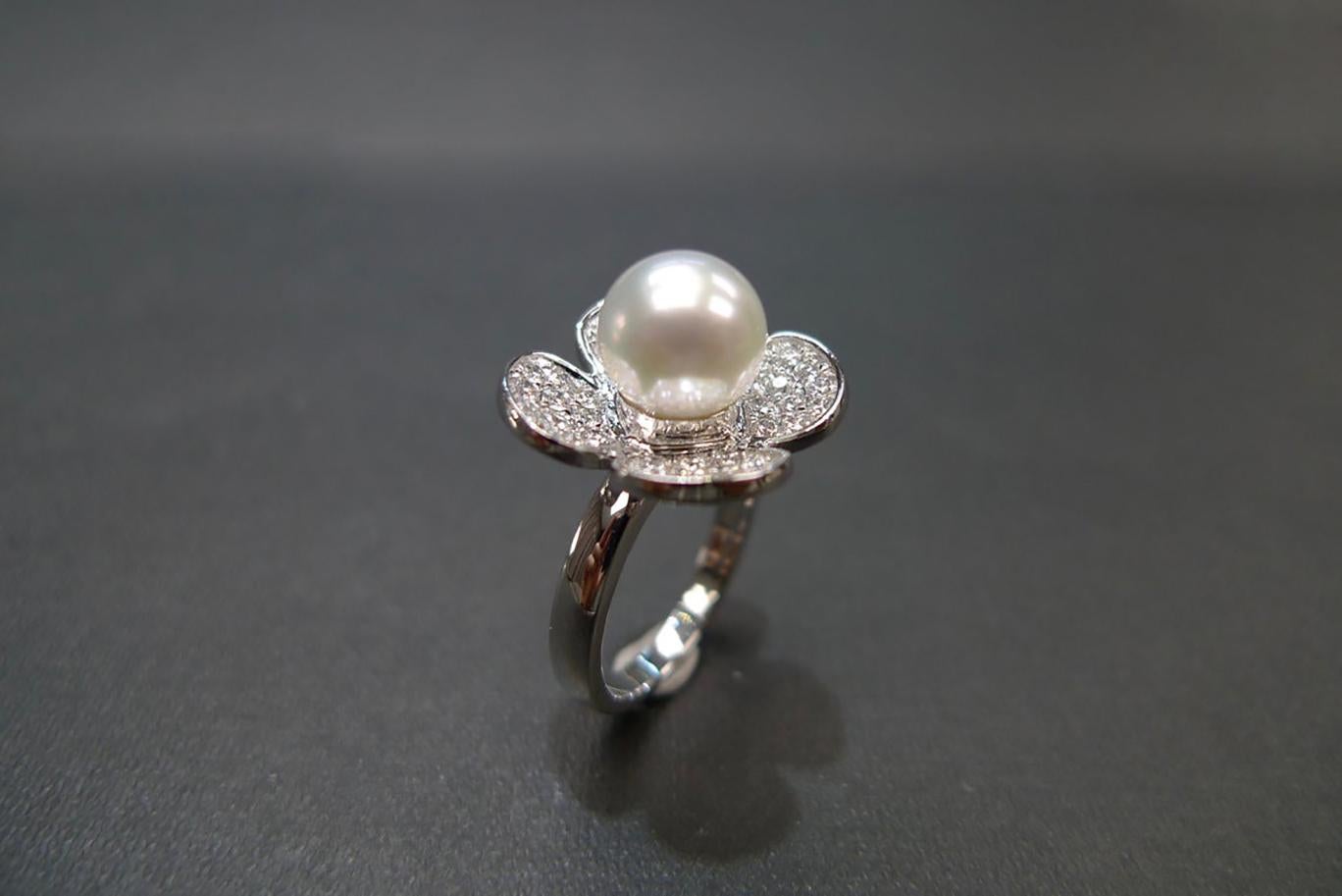 For Sale:  South Sea Natural Pearl and Round Brilliant Cut Diamond Engagement Ring 9