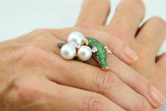 South Sea Pearl, Green Tsavorite, Diamond Gold Crocodile Animal Cocktail Ring
