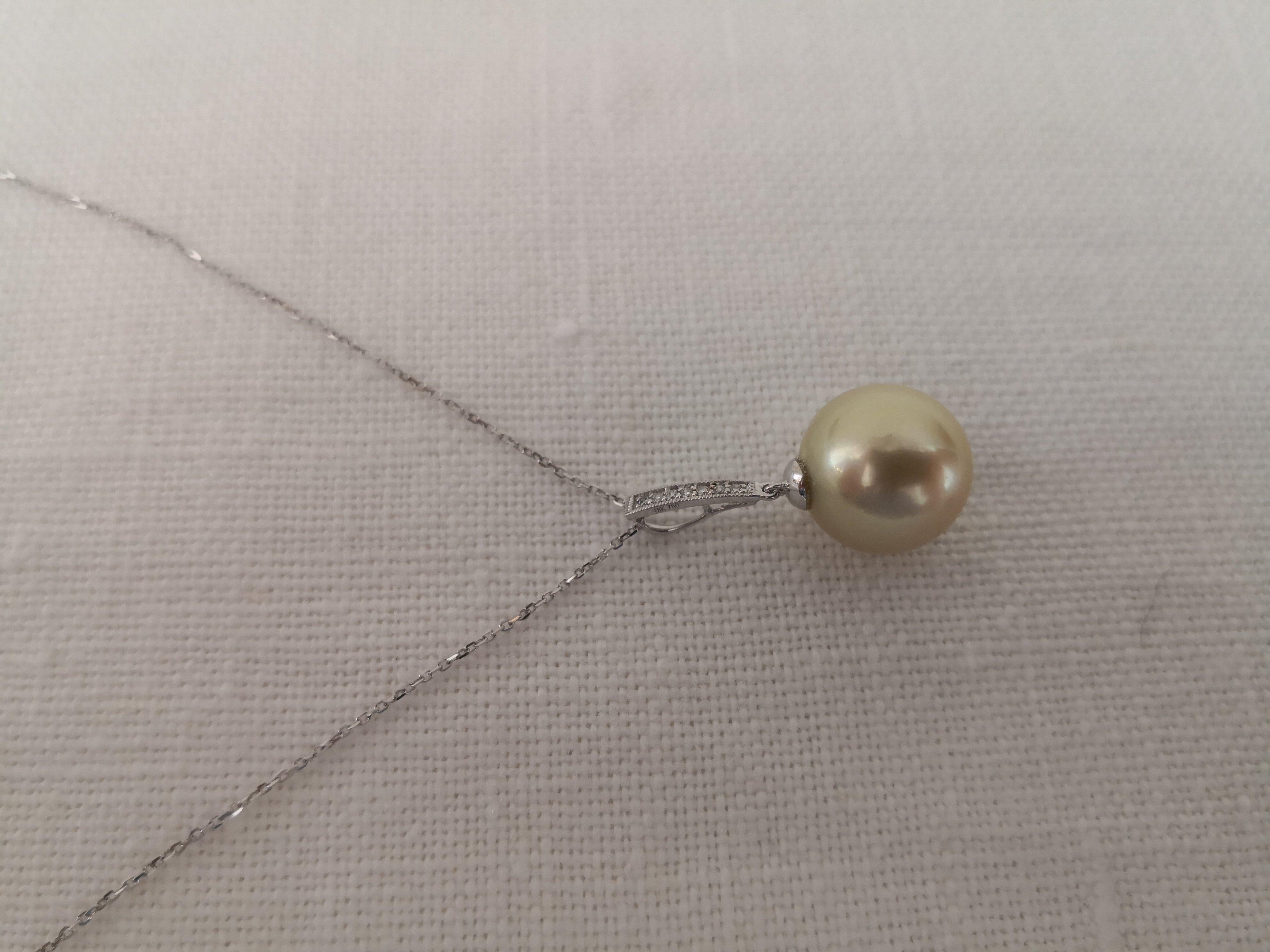 South Sea Pearl, Golden Color, Diamonds, 18 Karat Gold In New Condition For Sale In Cordoba, ES