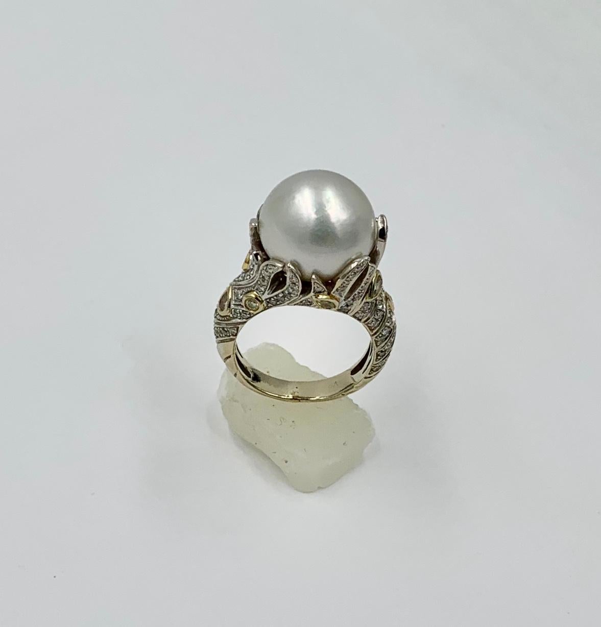 South Sea Pearl 130 Fancy Yellow Diamond White Diamond Ring 18 Karat Gold In Good Condition In New York, NY