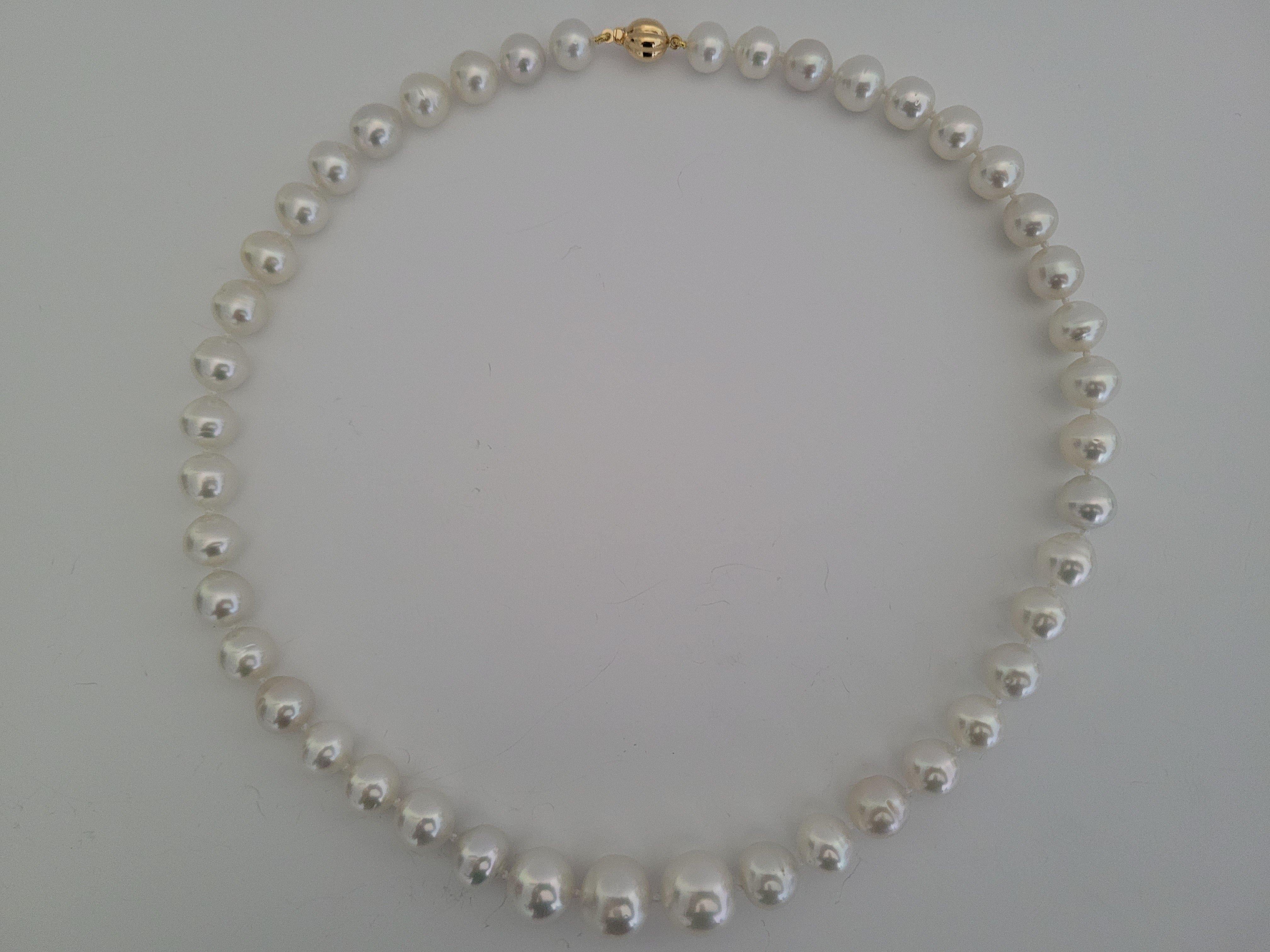 Bead South Sea Pearl White Natural Color, Very High Luster and Orient For Sale