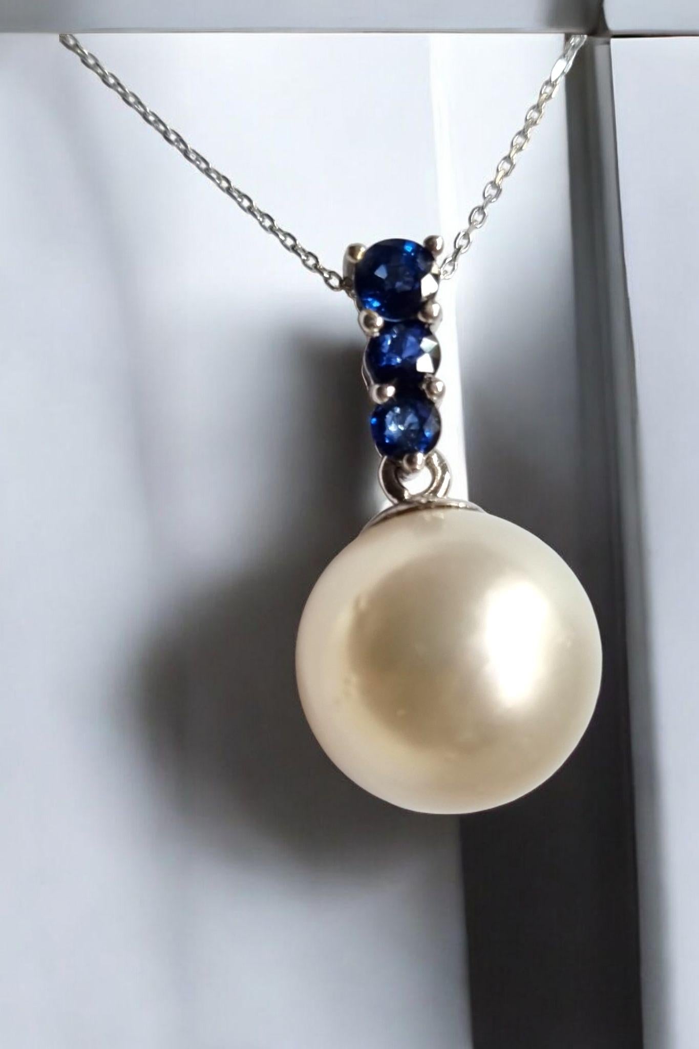 South Sea Pearl and Blue Sapphire Pendant GIA Certified For Sale 3