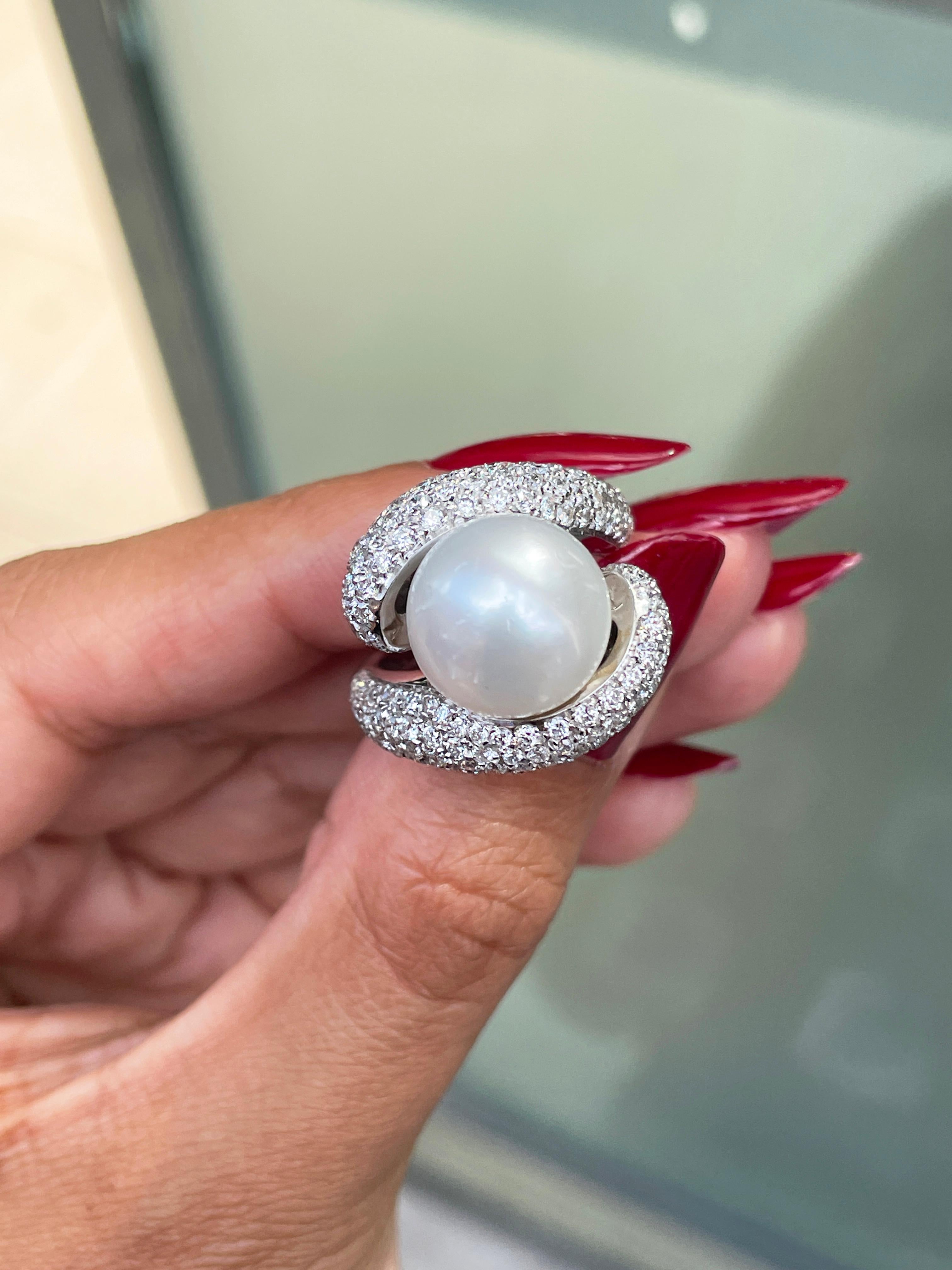 Brilliant Cut South Sea Pearl and Diamond 18 Carat White Gold Crossover Cocktail Ring For Sale