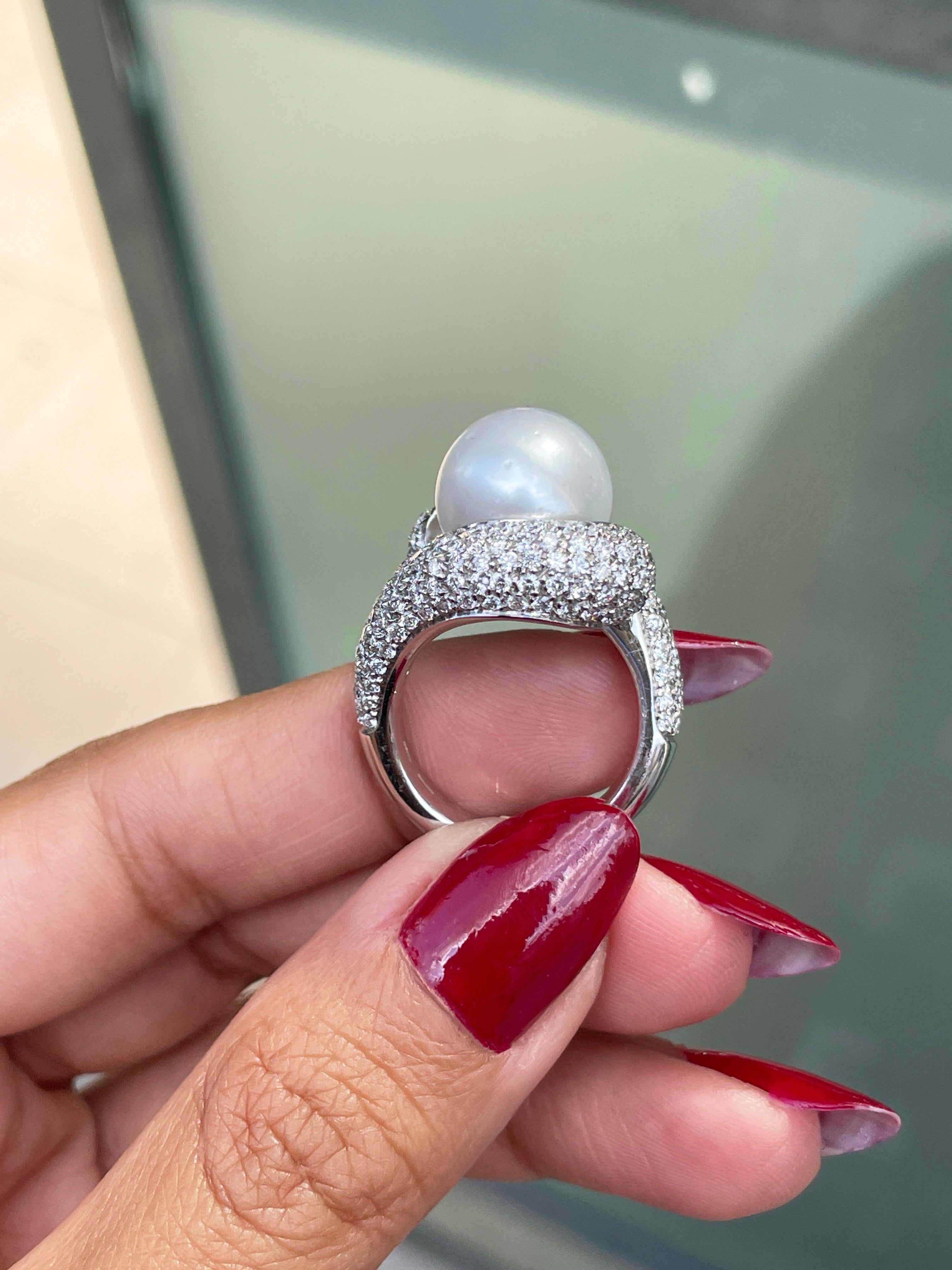 South Sea Pearl and Diamond 18 Carat White Gold Crossover Cocktail Ring For Sale 1