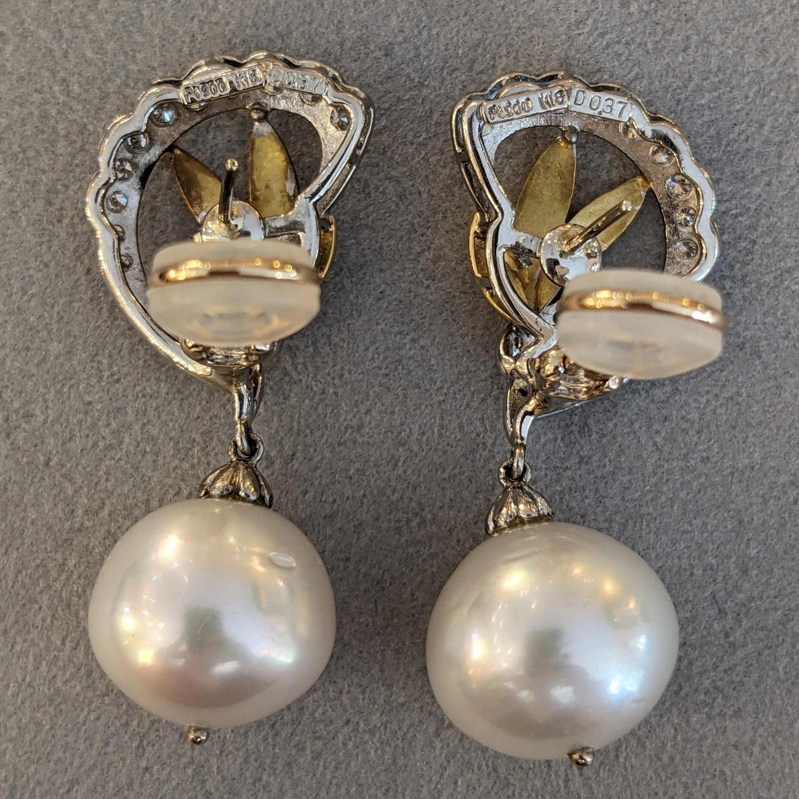Orecchini pendenti con perle dei mari del sud e diamanti in oro e platino in vendita 2