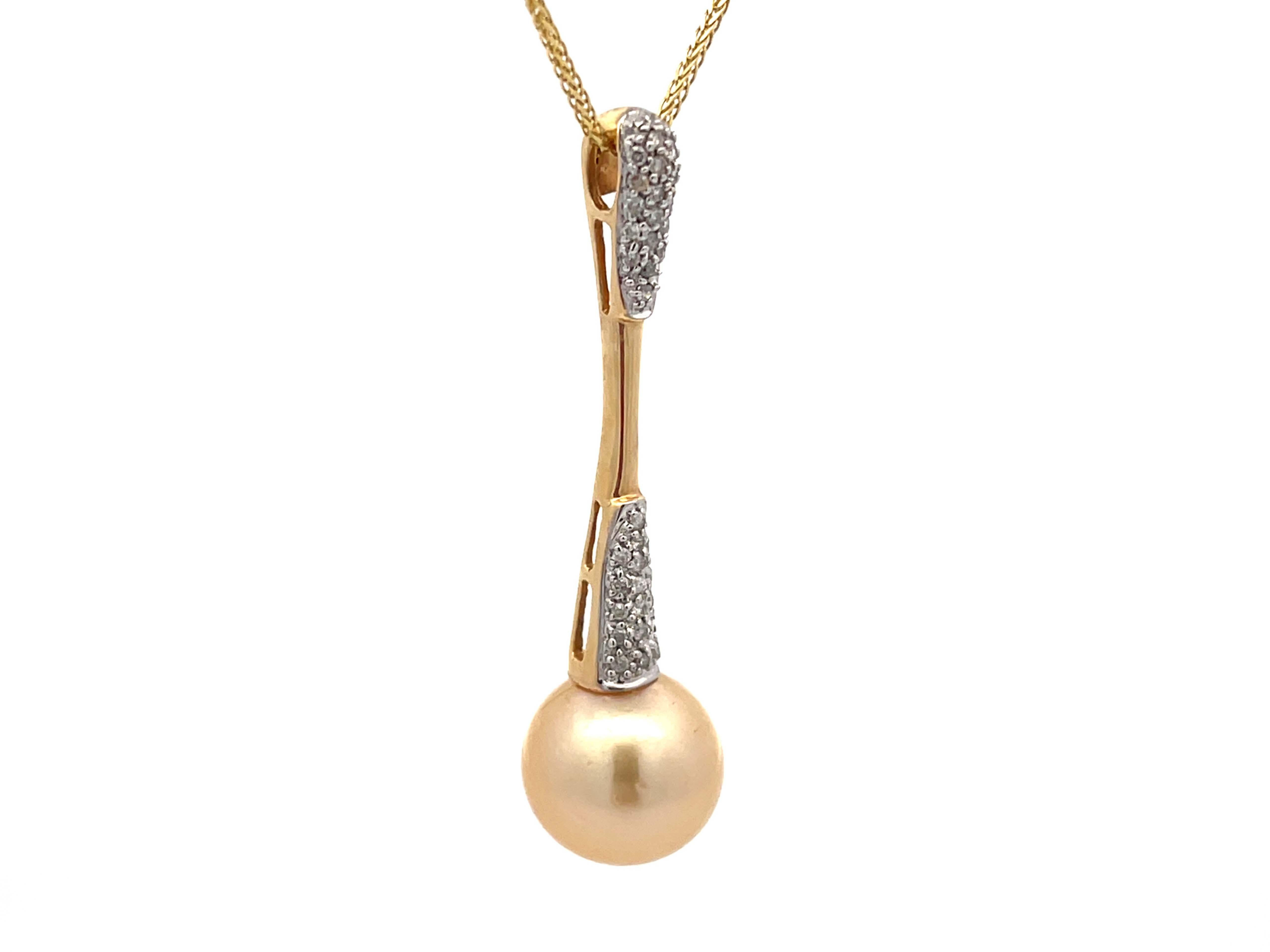 Women's South Sea Pearl and Diamond Drop Necklace in 14k Yellow Gold For Sale