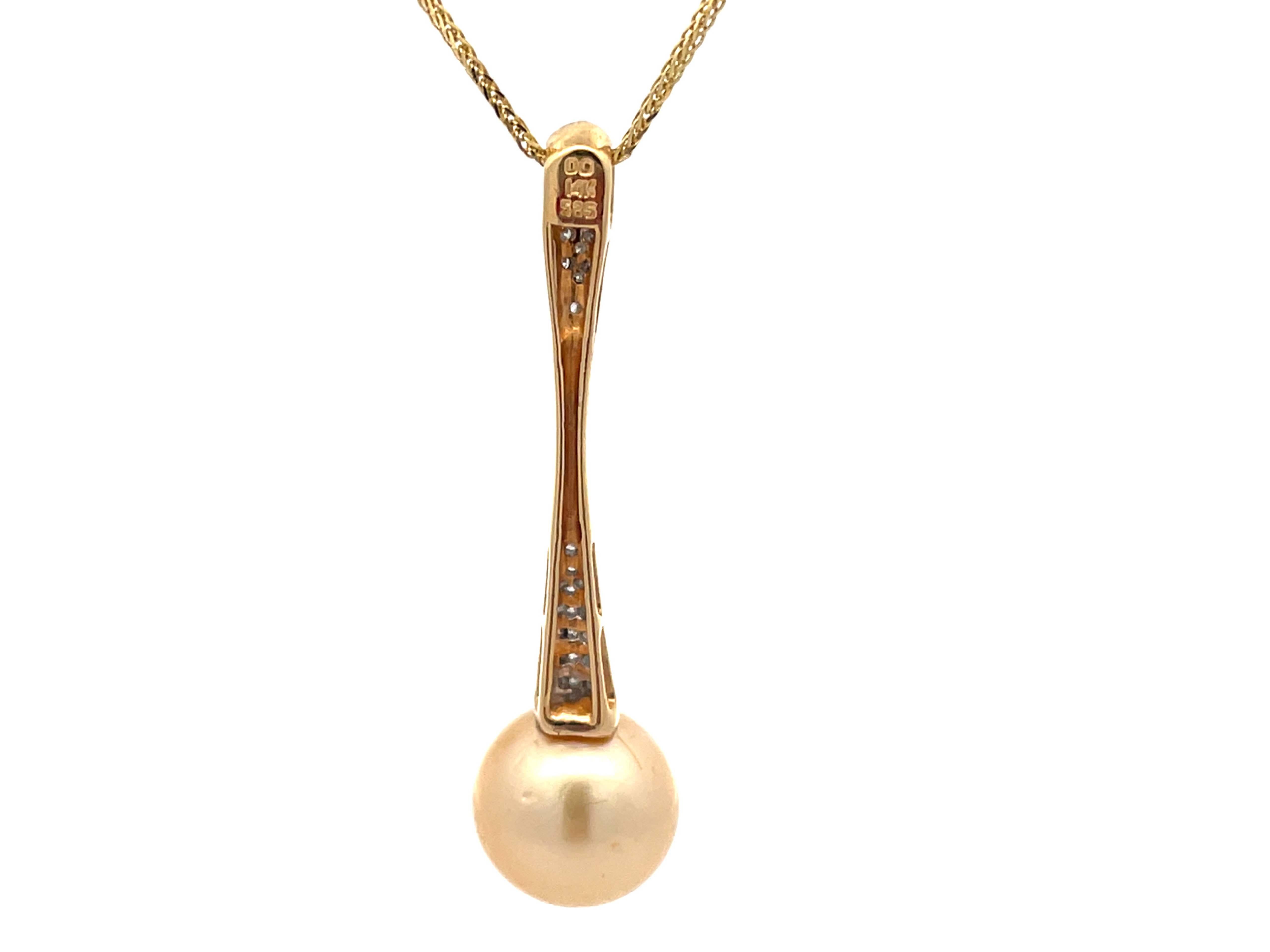 South Sea Pearl and Diamond Drop Necklace in 14k Yellow Gold For Sale 2
