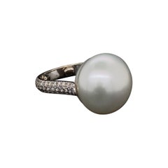 South Sea Pearl and Diamond Gold Ring Estate Fine Jewelry
