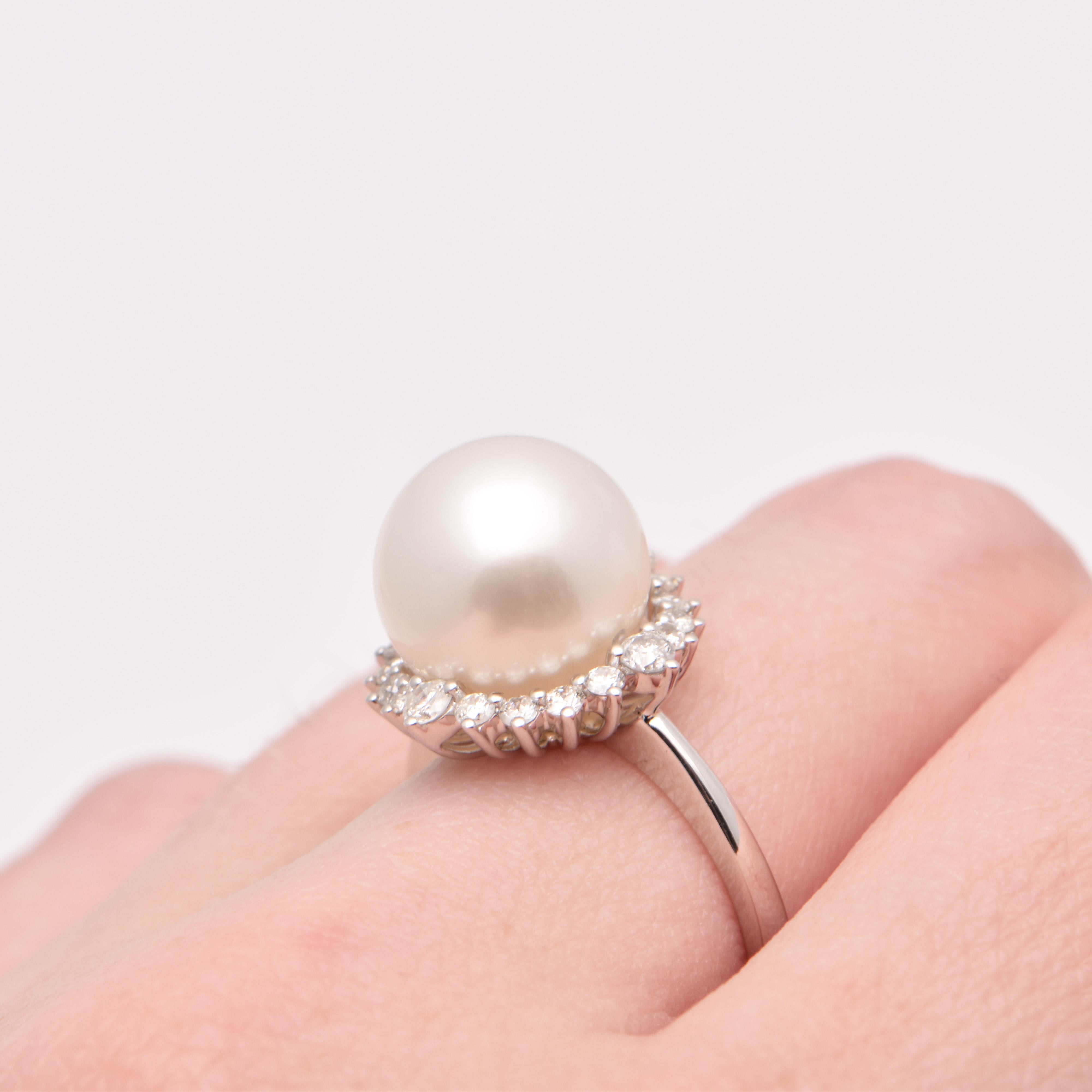 South Sea Pearl and Diamond Halo Cocktail Ring in 18 Carat White Gold For Sale 1