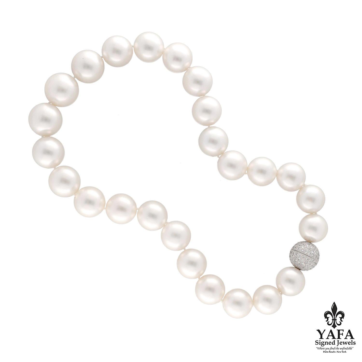 Collana di perle dei mari del sud e diamanti In condizioni ottime in vendita a New York, NY