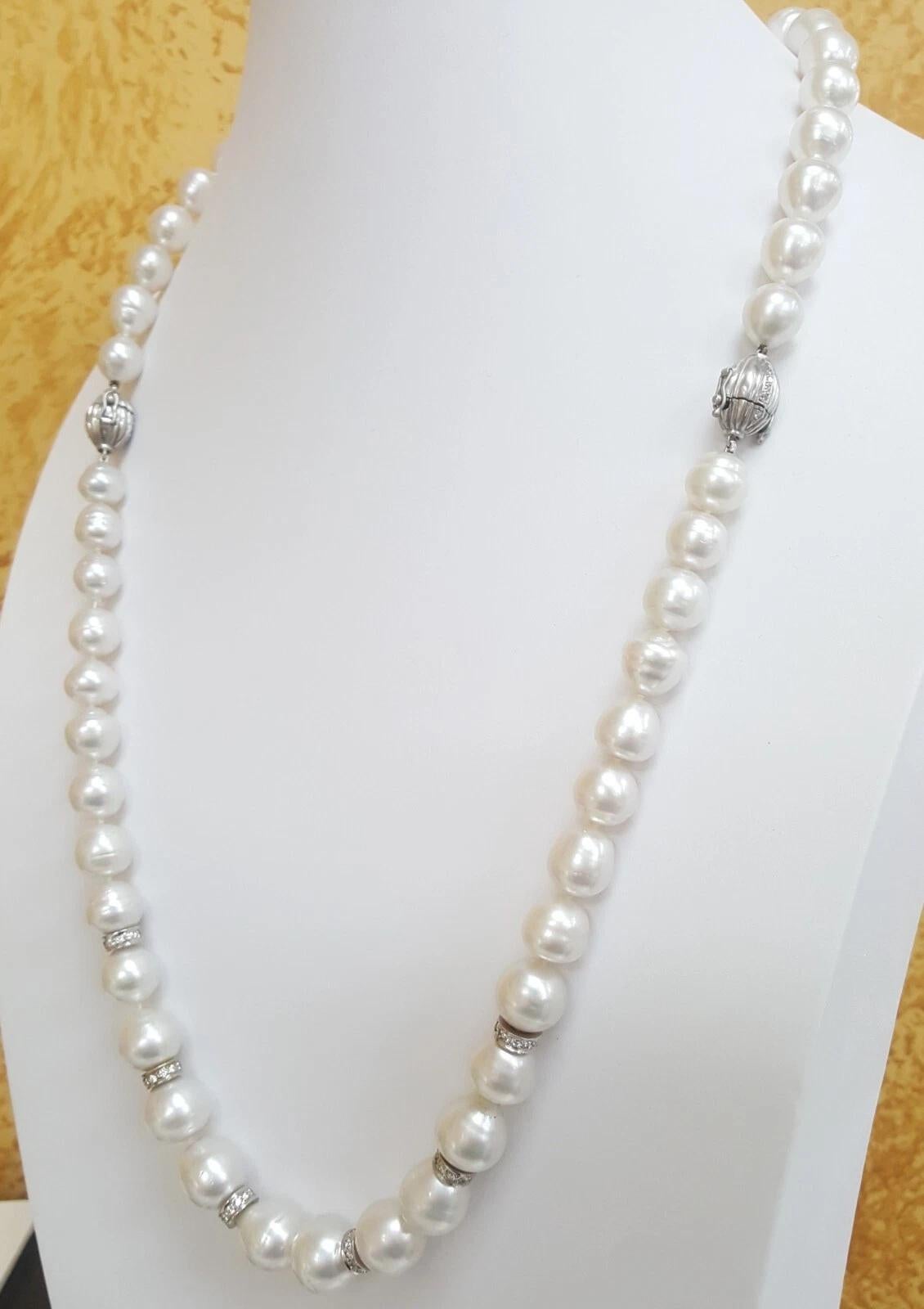 Women's or Men's South Sea Pearl and Diamond Necklace Set in 18 Karat White Gold, 31.5 Inches For Sale