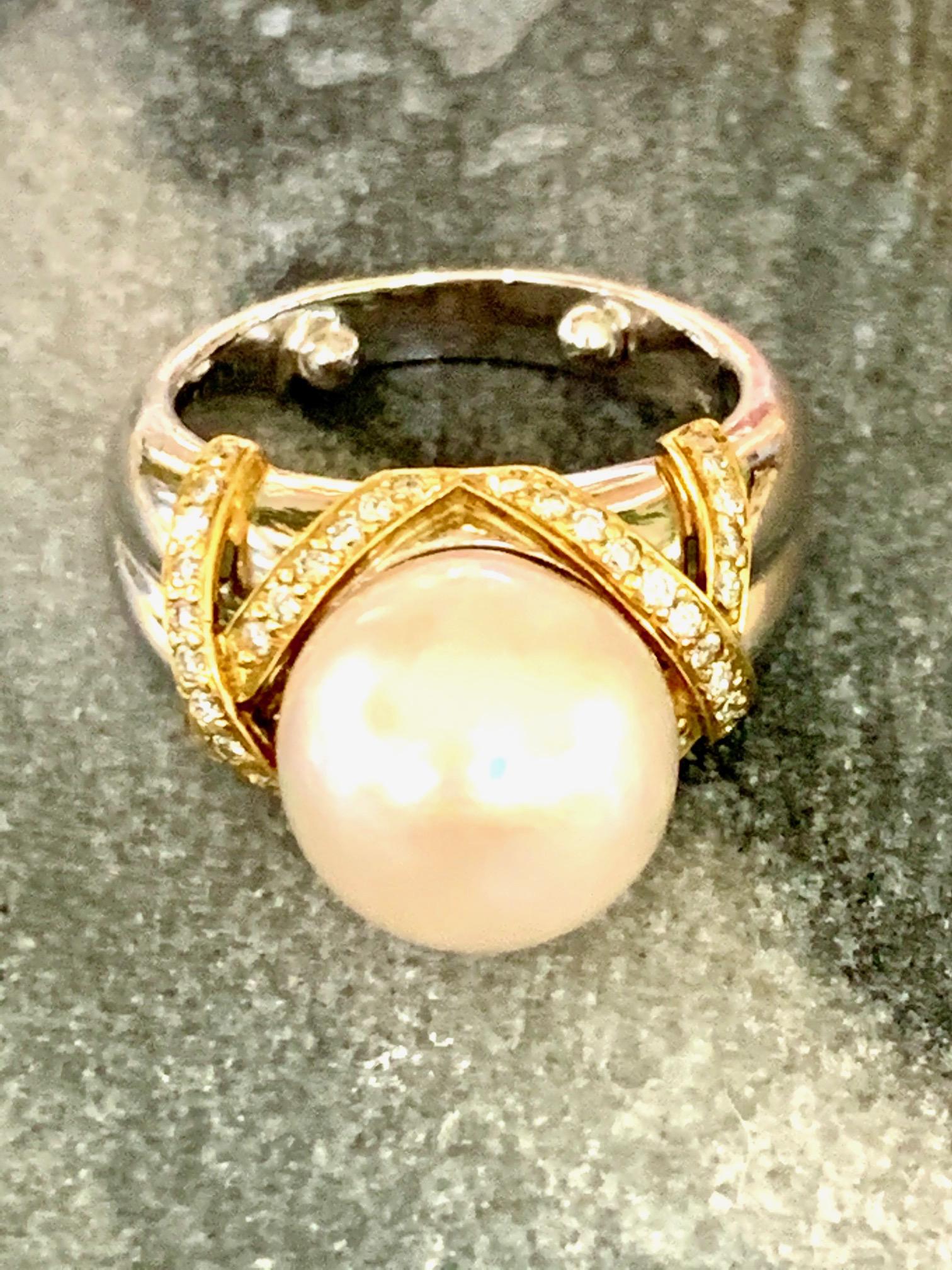 South Sea Pearl and Diamond Platinum and 18 Karat Yellow Gold Ring - Size 6 For Sale 1