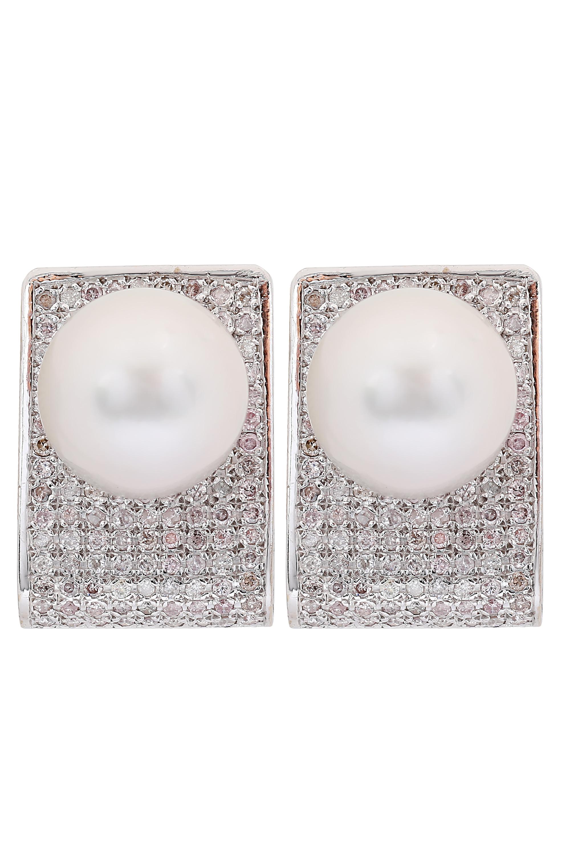 Women's or Men's South Sea Pearl and Diamond Ring, Earrings and Pendant Set For Sale