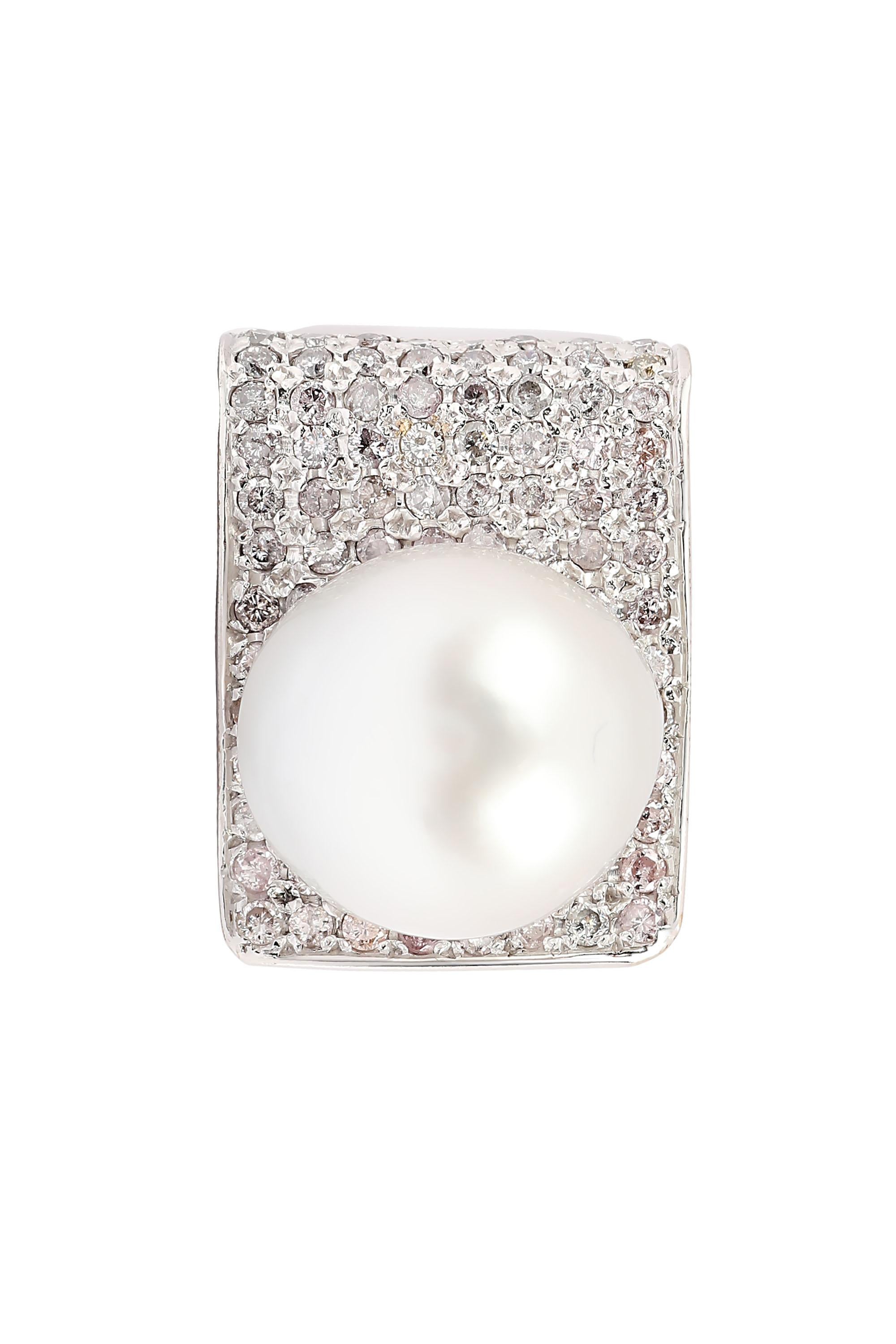 South Sea Pearl and Diamond Ring, Earrings and Pendant Set For Sale 3