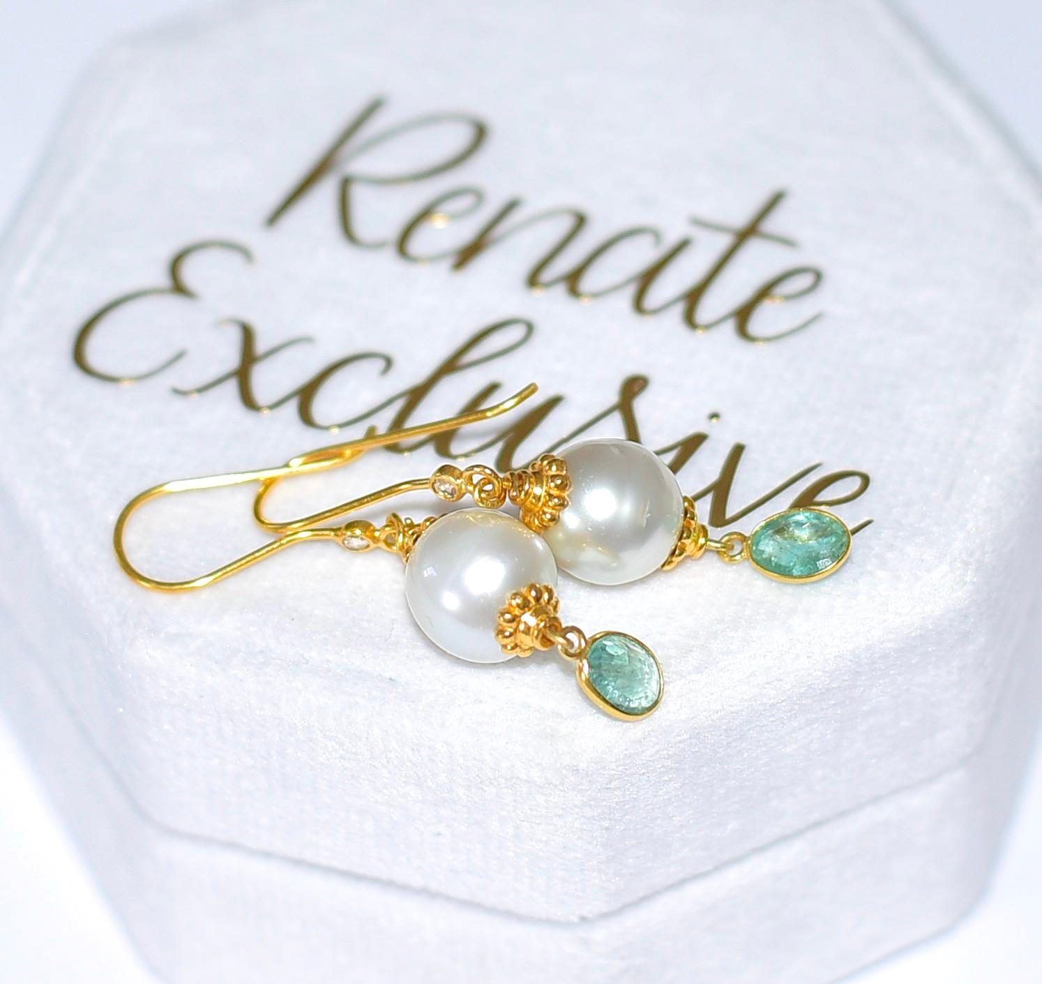 Artisan South Sea Pearl and Emerald Earrings in 18K Solid Yellow Gold  For Sale