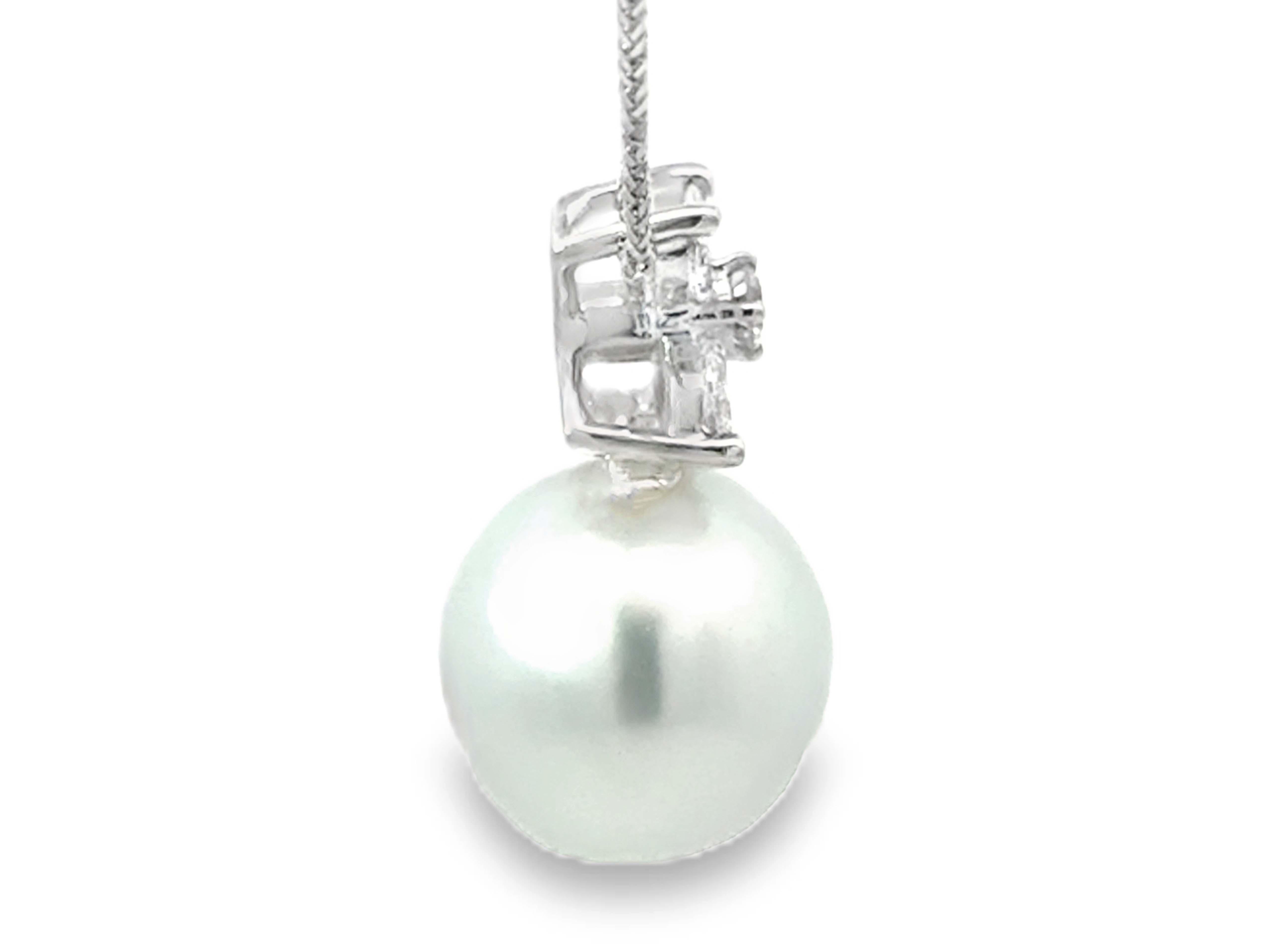 Collana con perle dei mari del sud e diamanti marquise in oro bianco 14k In condizioni ottime in vendita a Honolulu, HI