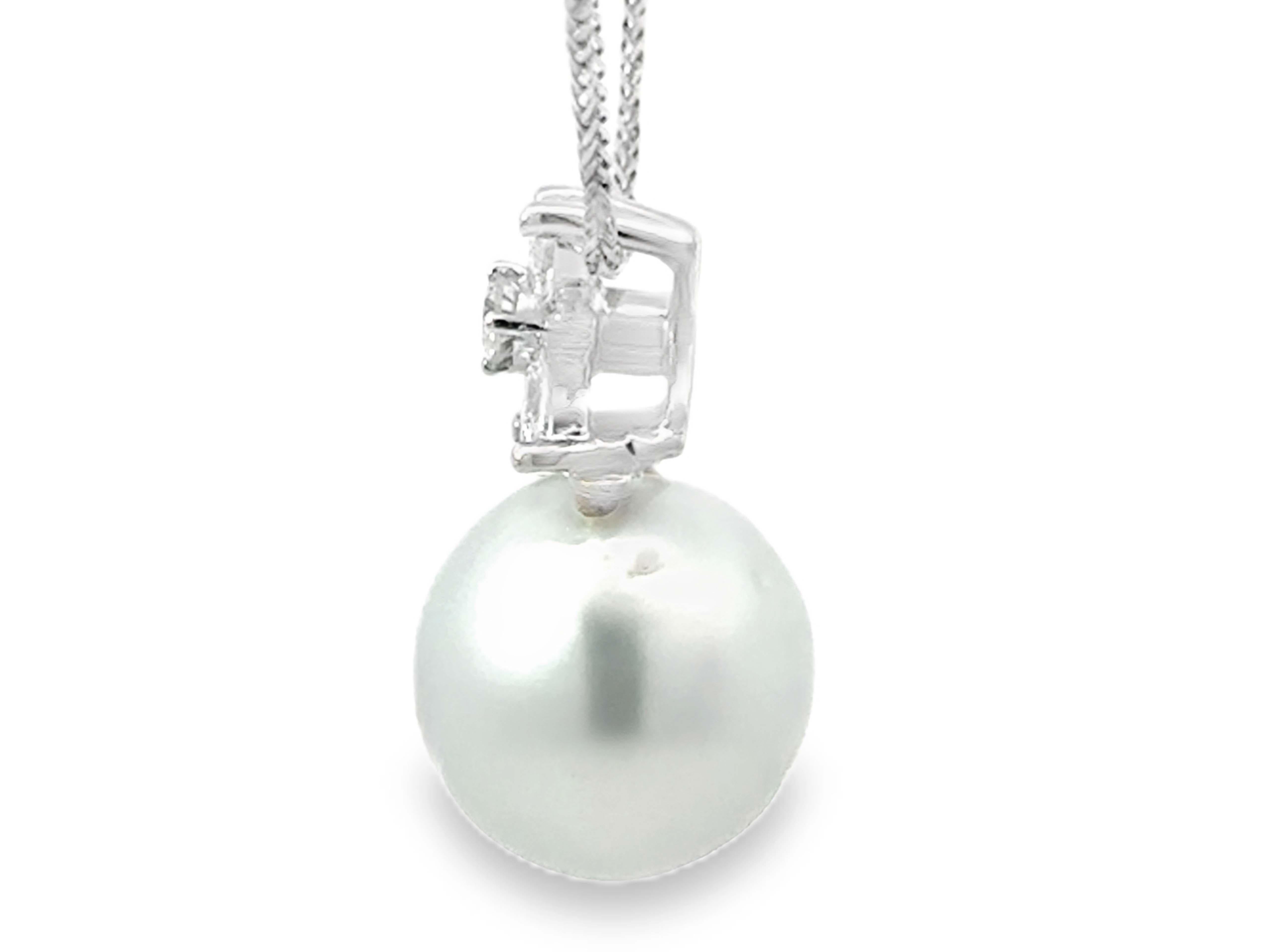 Donna Collana con perle dei mari del sud e diamanti marquise in oro bianco 14k in vendita