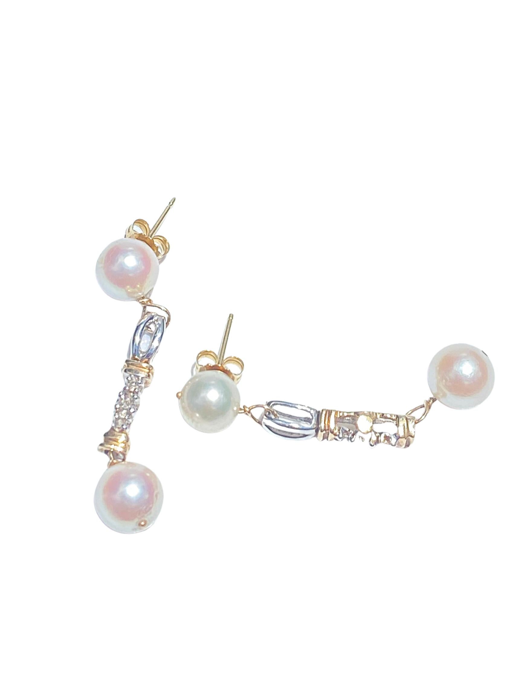 Taille ronde Boucles d'oreilles en goutte en or blanc/jaune 14 carats avec perles des mers du Sud et diamants taille ronde en vente