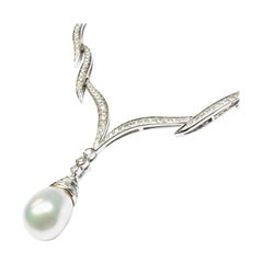 South Sea Pearl and White Diamonds Gold Necklace Made in Italy