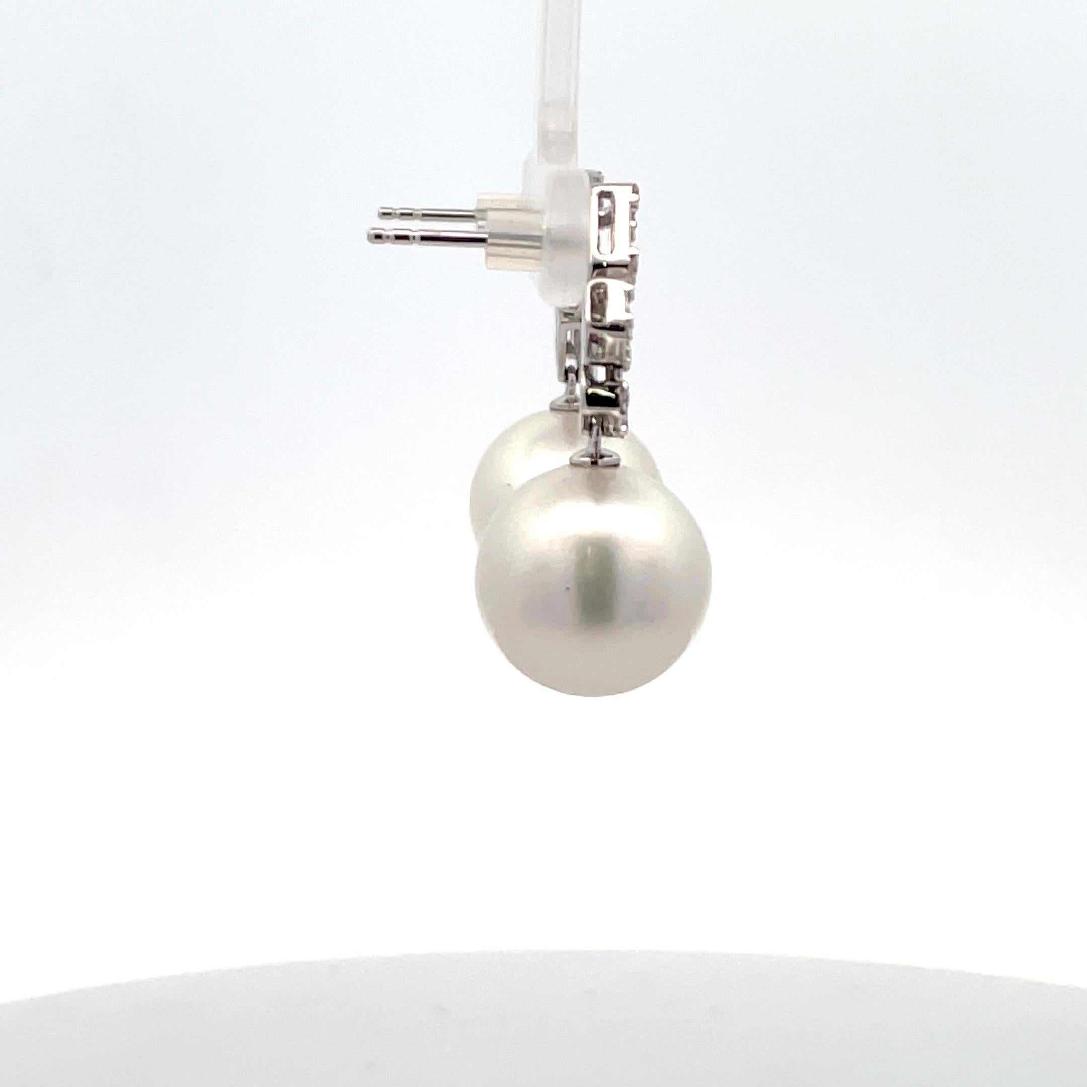Contemporary South Sea Pearl Baguette Diamond Illusion Drop Earrings 1.52 Carats 18 Karat For Sale