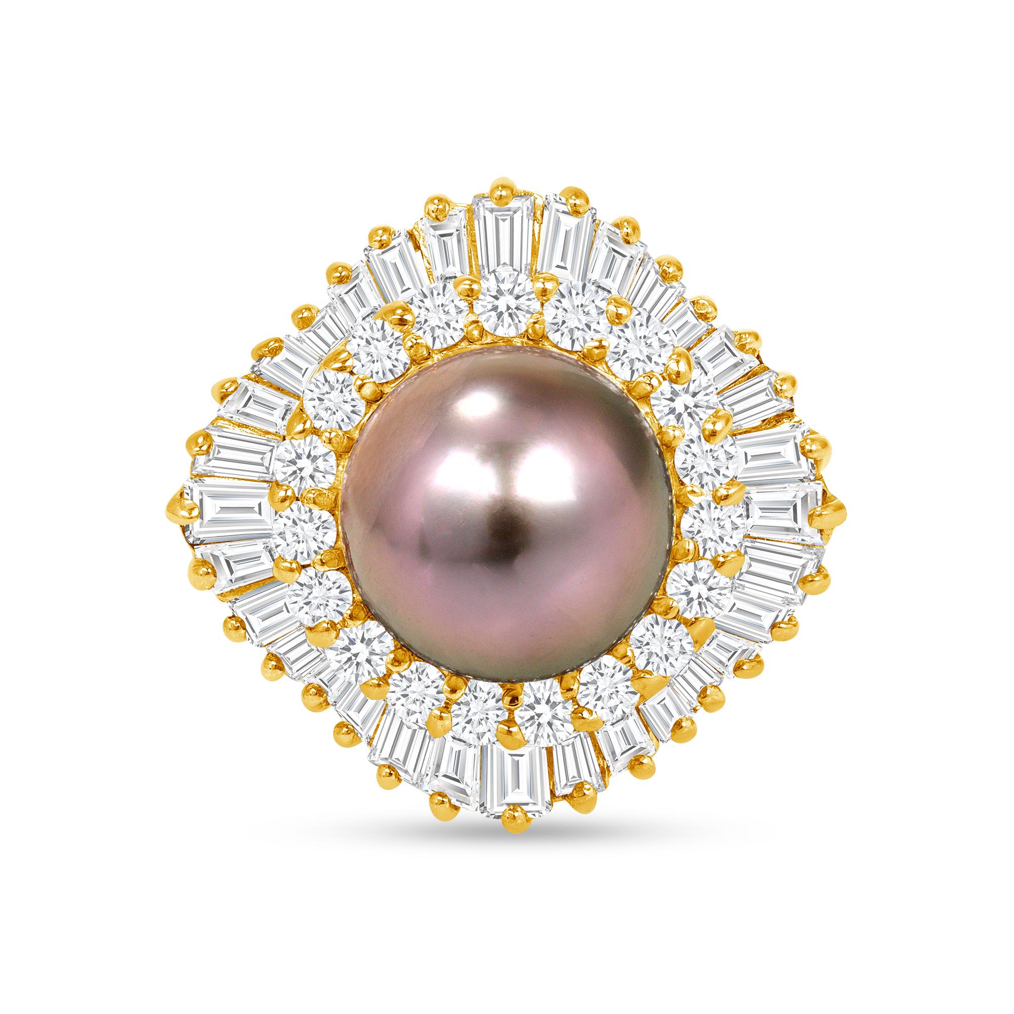 Ballerina Ring
2.5 Carat Genuine Diamonds 
Baguette & Round 
Center 9.2MM South Sea Pearl 
Total Gold Weight: 9.2grams
