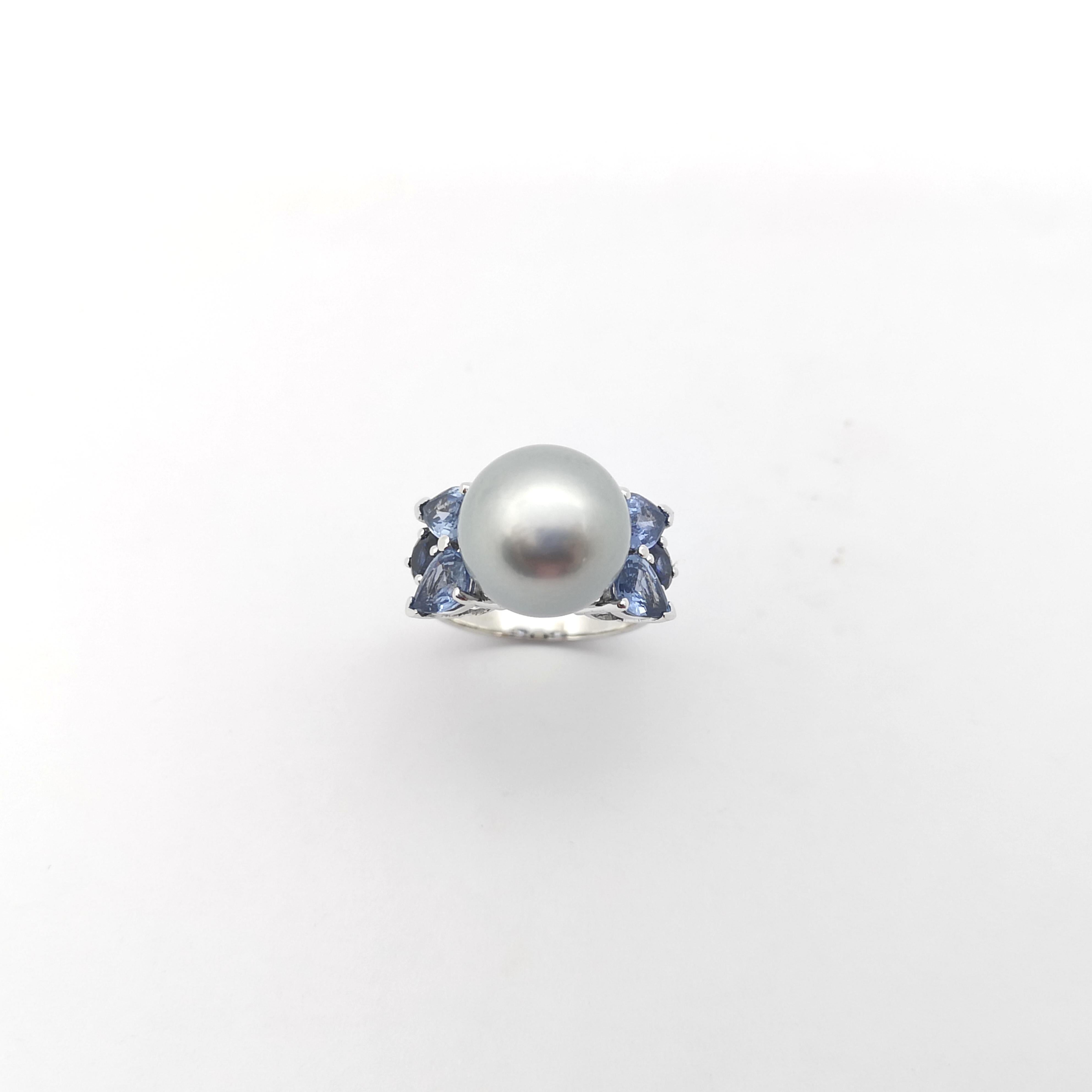 South Sea Pearl, Blue Sapphire and Aquamarine Ring set in 18K White Gold Setting For Sale 4