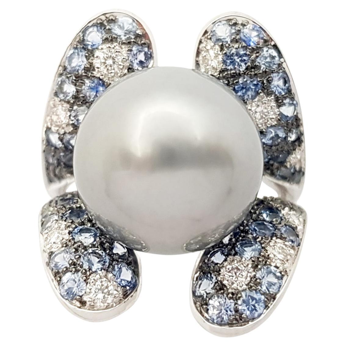 Anillo de Perlas del Mar del Sur, Zafiro Azul y Diamantes engastados en Oro Blanco de 18K