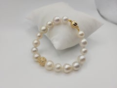 South Sea Pearl Bracelet 18 Karats Solid Yellow Gold
