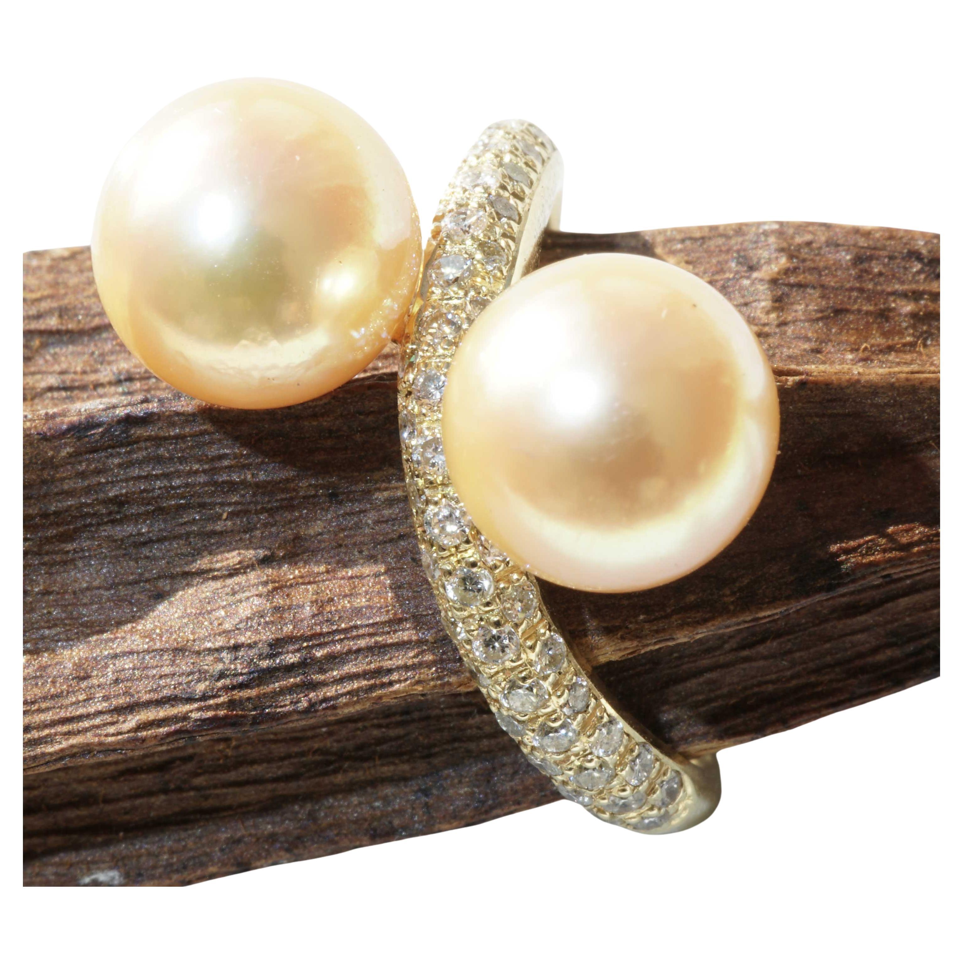 South Sea Pearl Brilliant Ring 18 kt Yellow Gold 0.51 ct W / VS-SI very elegant For Sale