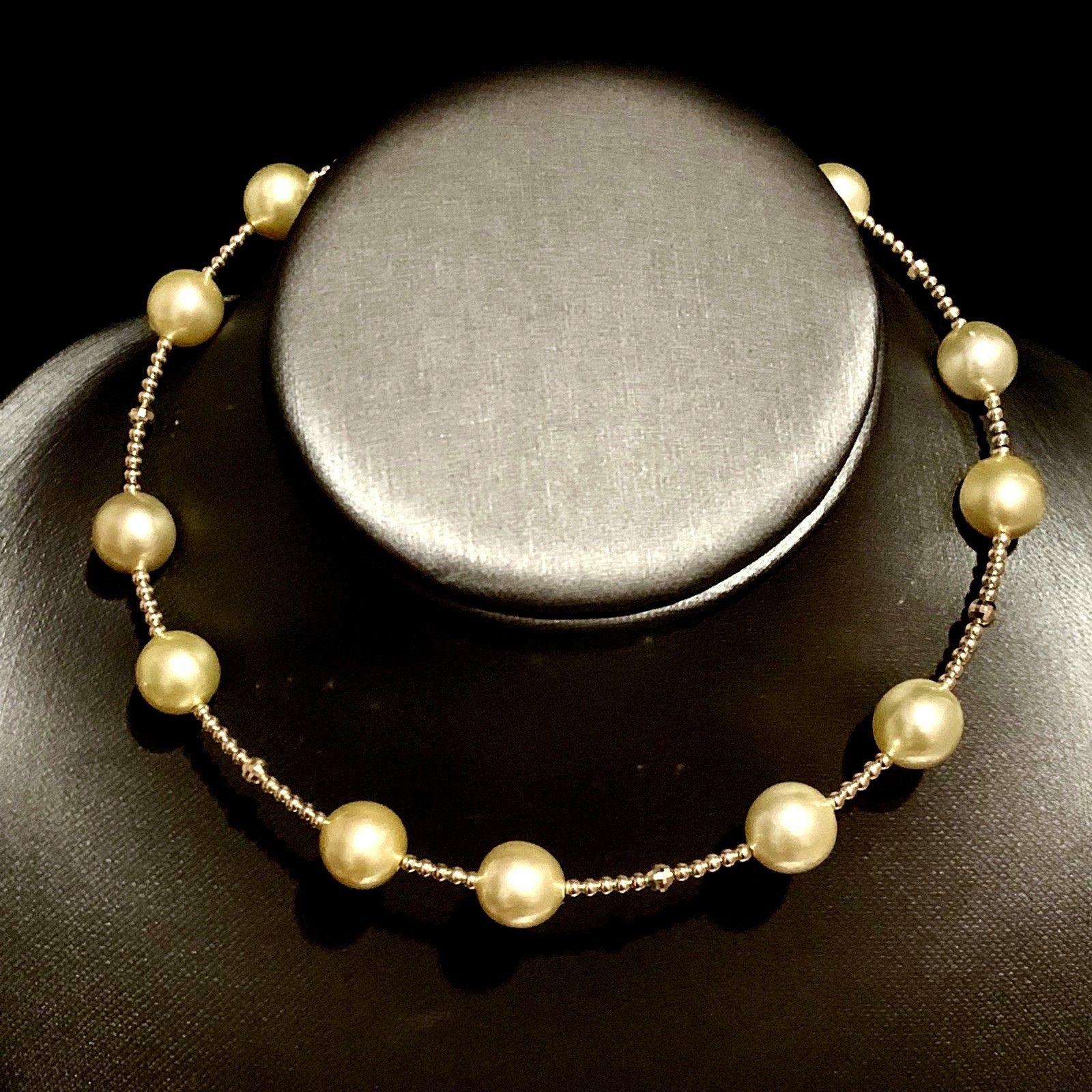 Modern South Sea Pearl Choker Necklace 14 Karat Gold Italy Certified For Sale