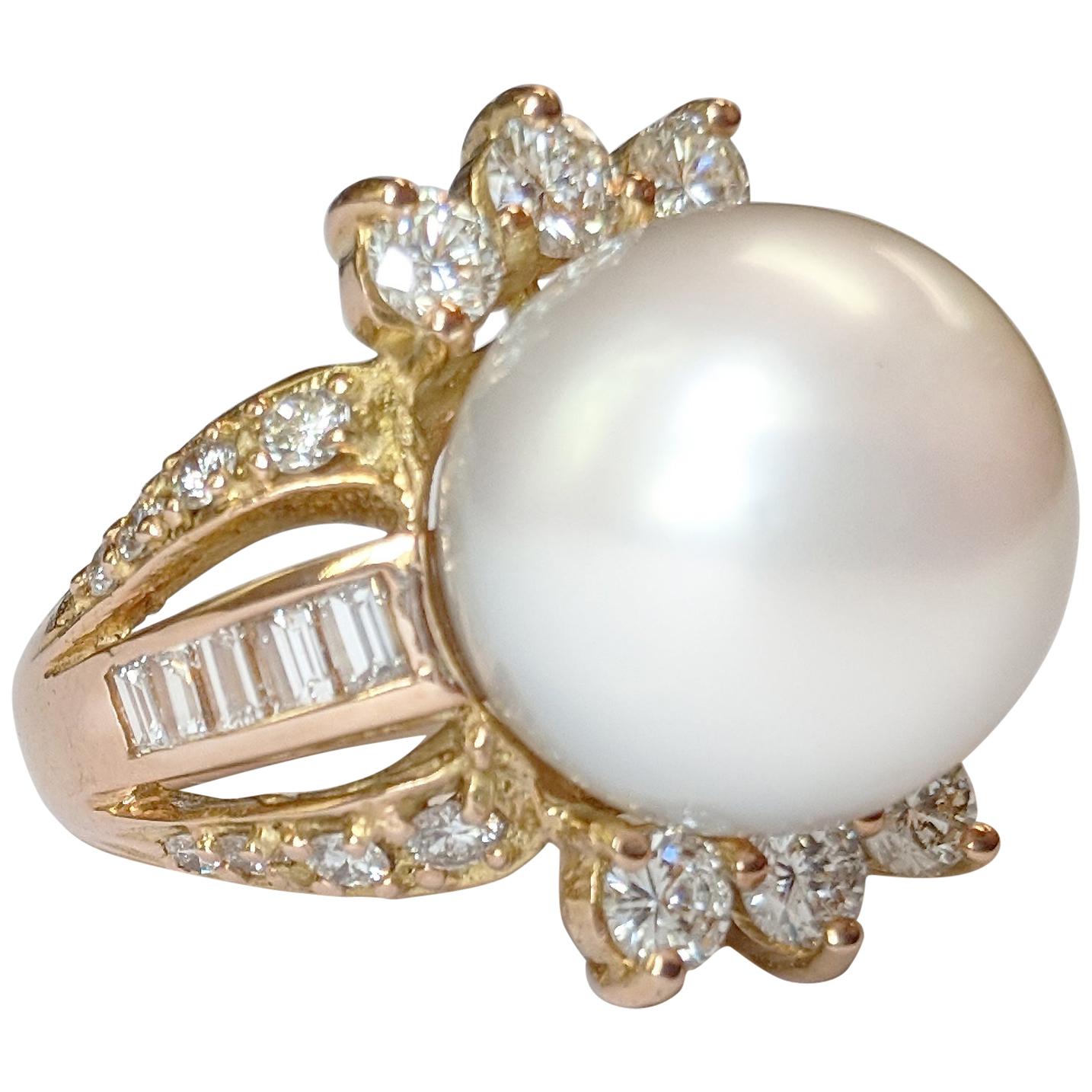 South Sea Pearl Cocktail Ring with Baguette Diamonds in 14 Karat Yellow Gold For Sale